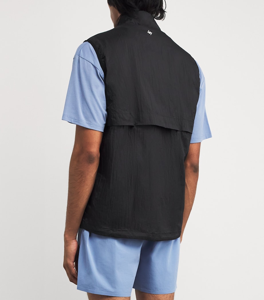 Half-Padded Packable Run Gilet BLACK Image 4