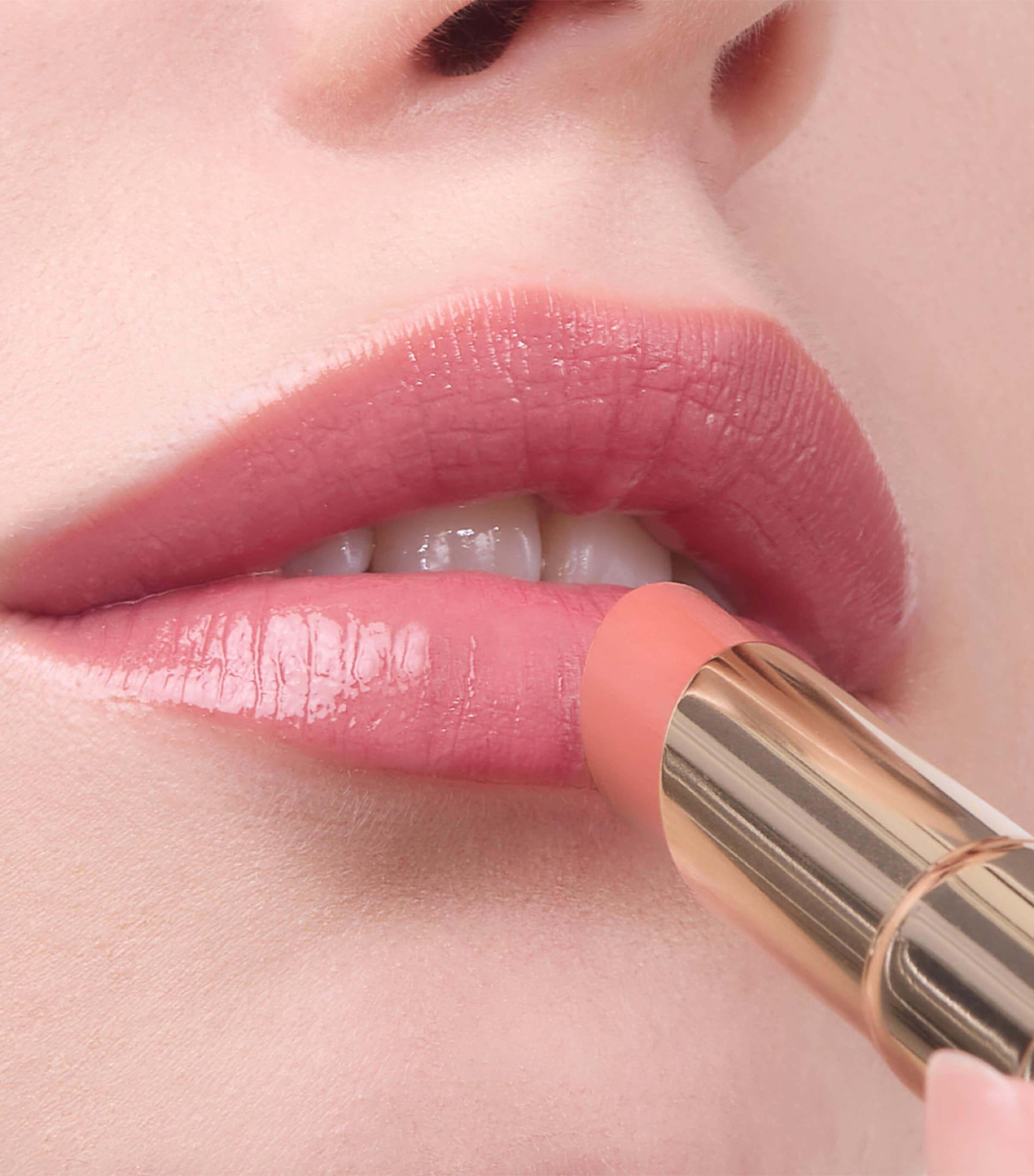 Moisture Intense Lipstick - Refill MI02 Image 4