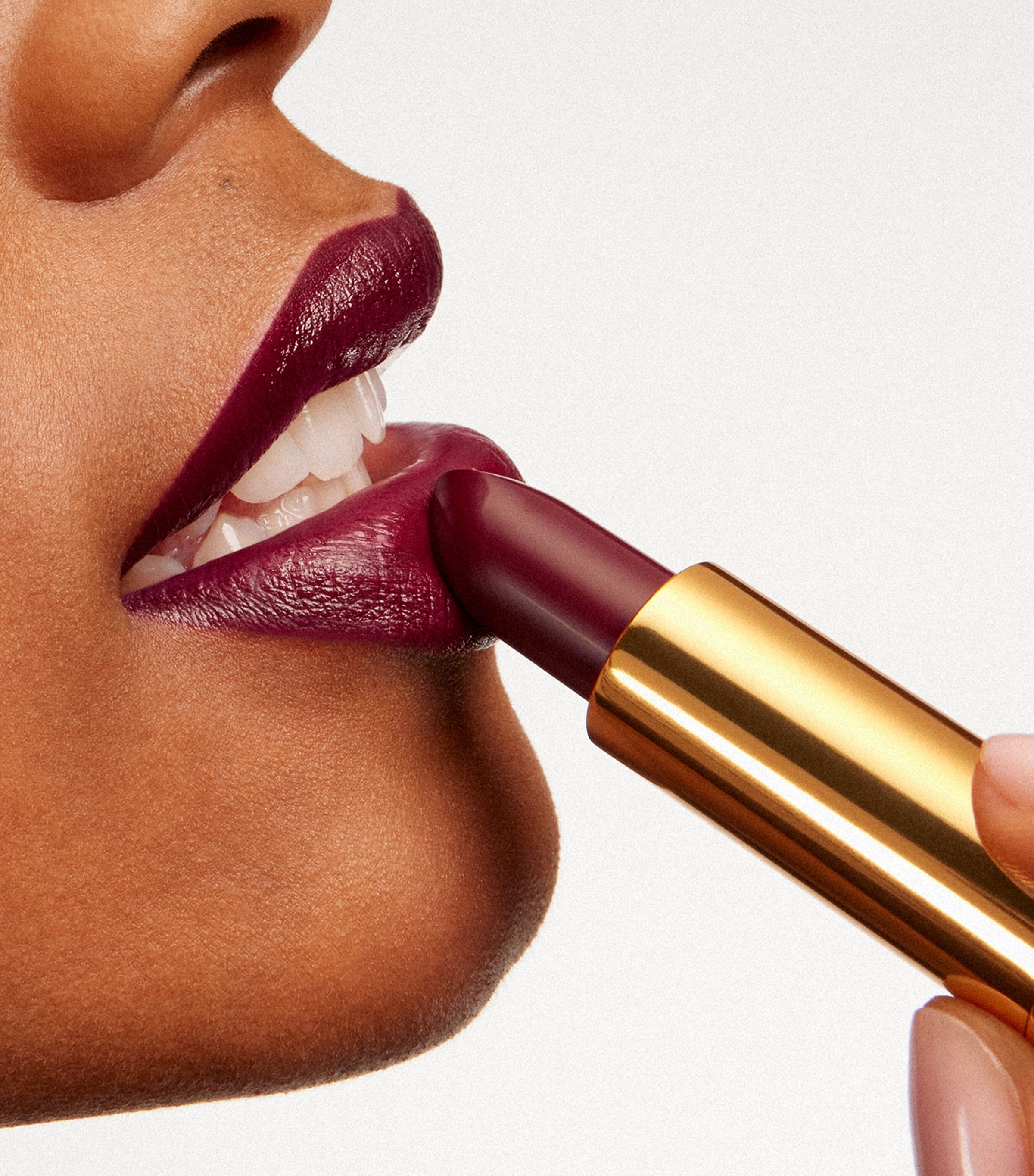 Fabulous Kiss Blur Matte Lipstick Refill 773 Image 5