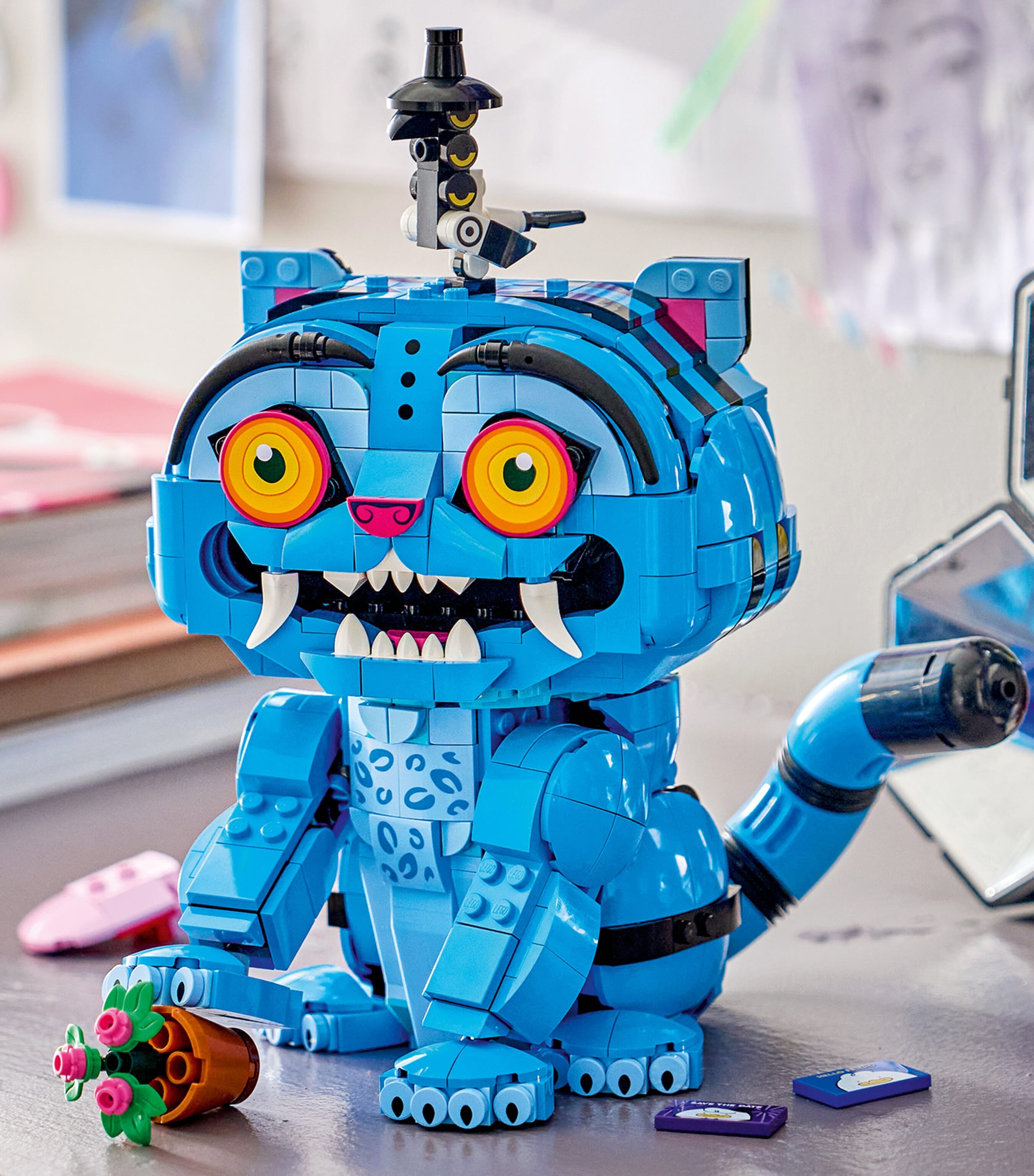 Lego KPop Demon Hunters Derpy Tiger and Sussie Bird 72537 Image 5