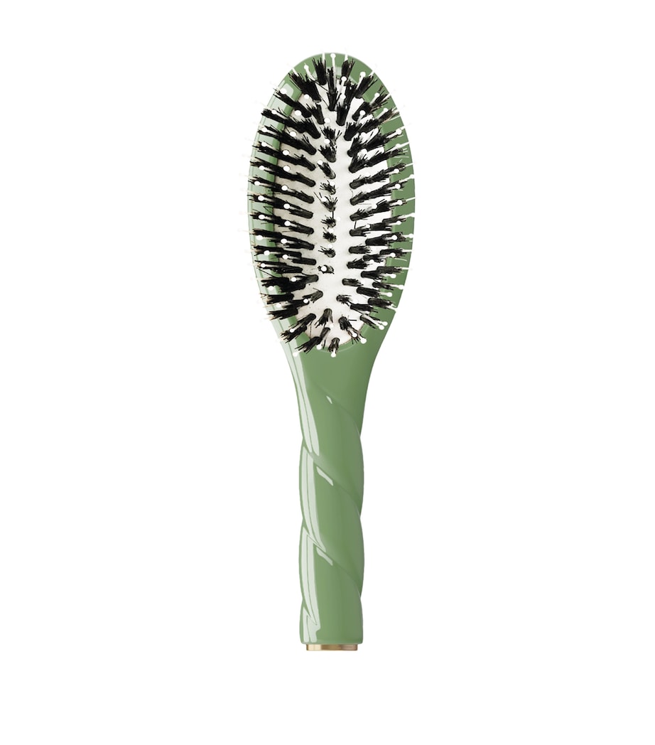 N.03 The Essential Soft Petite Brush GREEN Image 1