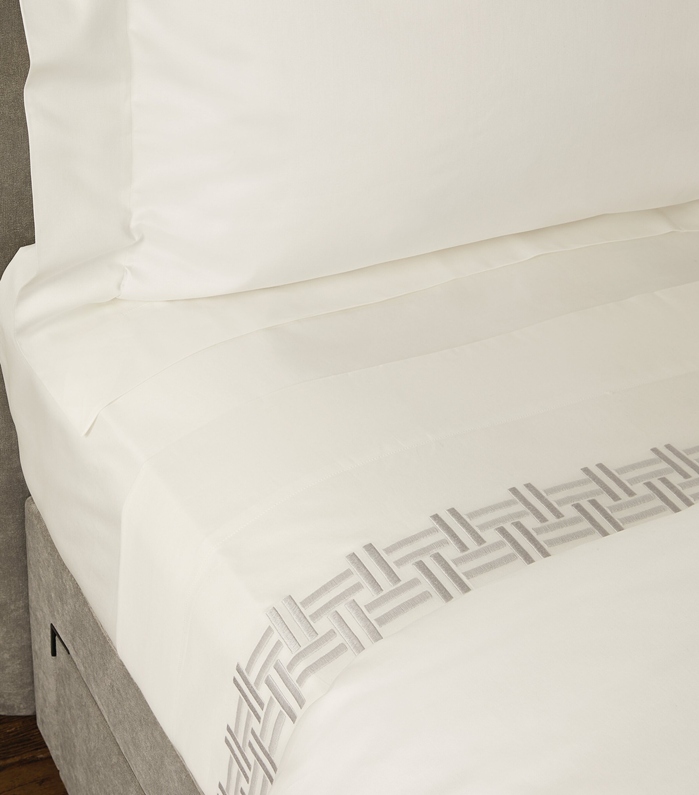 Frette Basketweave Oxford Pillowcase (51cm x 71cm) Milkrock Image 6
