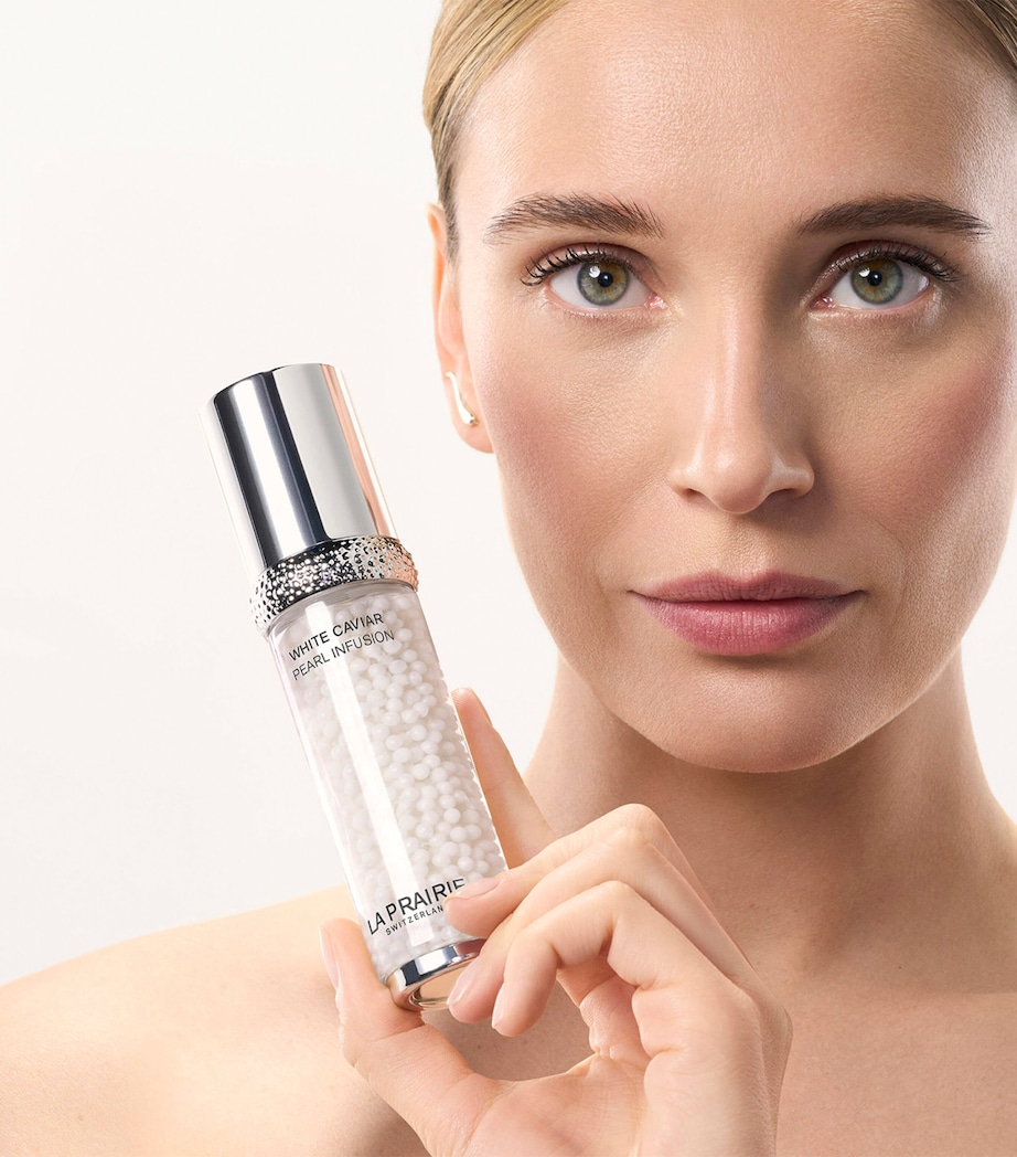 White Caviar Illuminating Pearl Infusion Serum (30ml) NO COLOUR Image 5