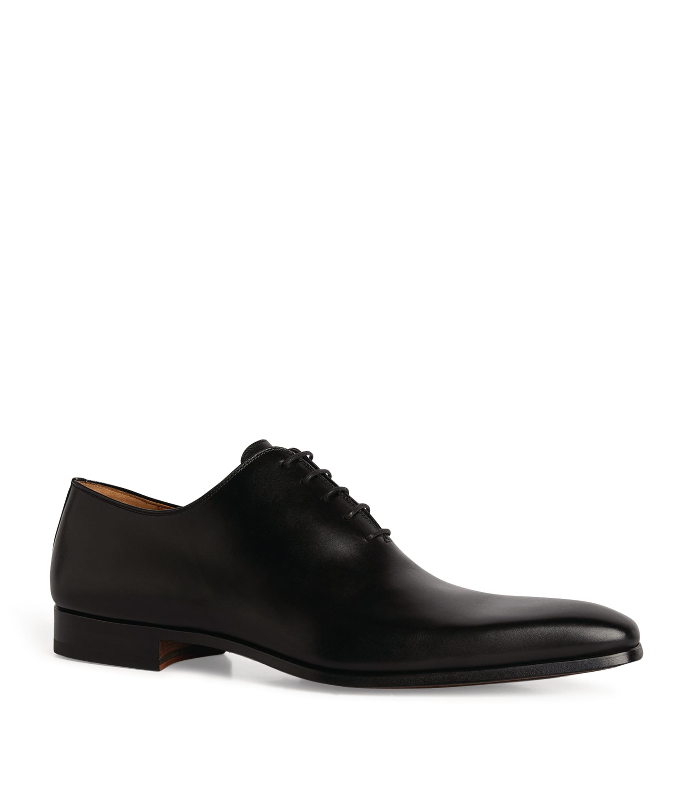 Magnanni Wholecut Leather Oxford Shoes In Black