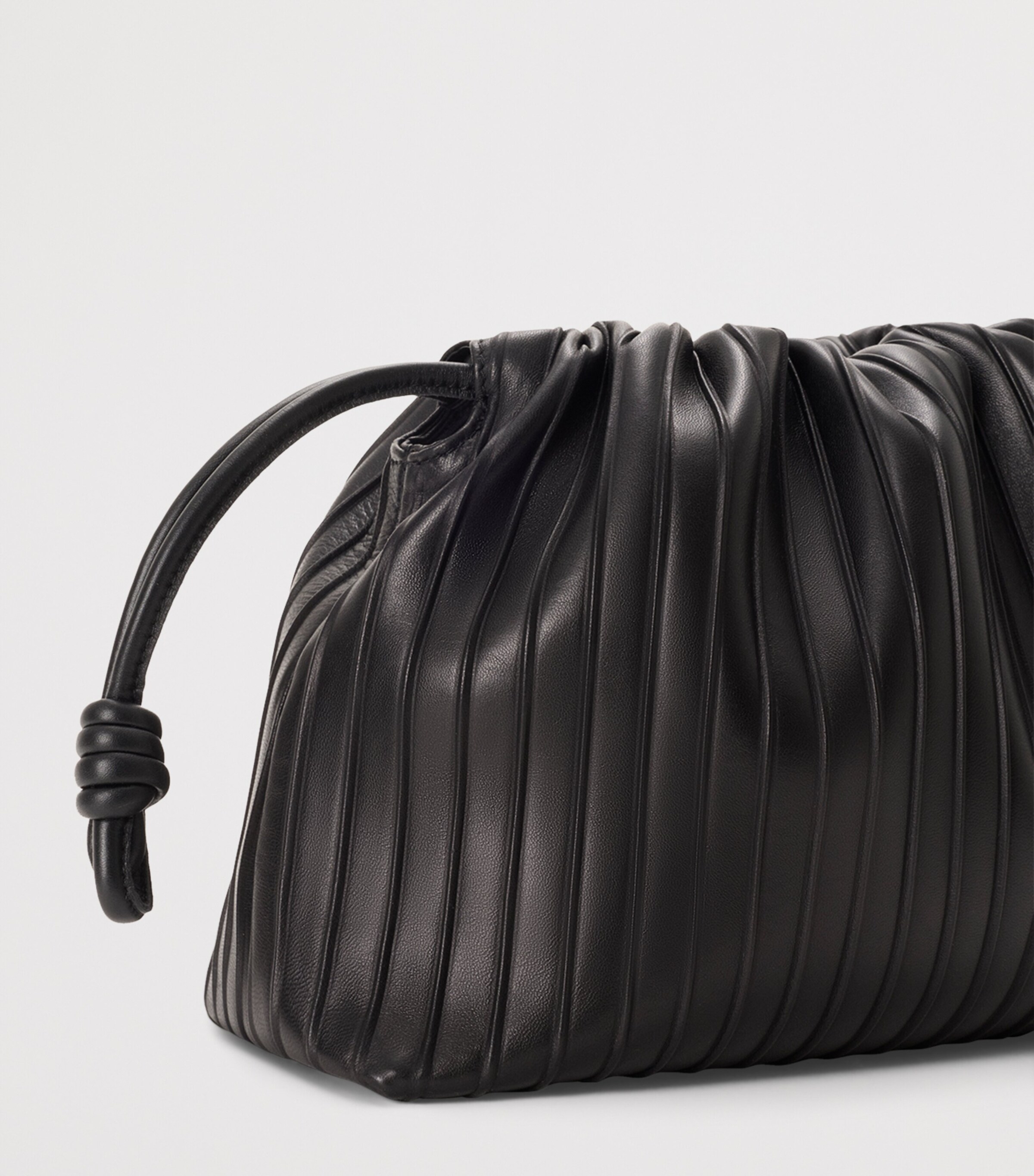 LOEWE Medium Pleated Leather Flamenco Bag Black Image 8