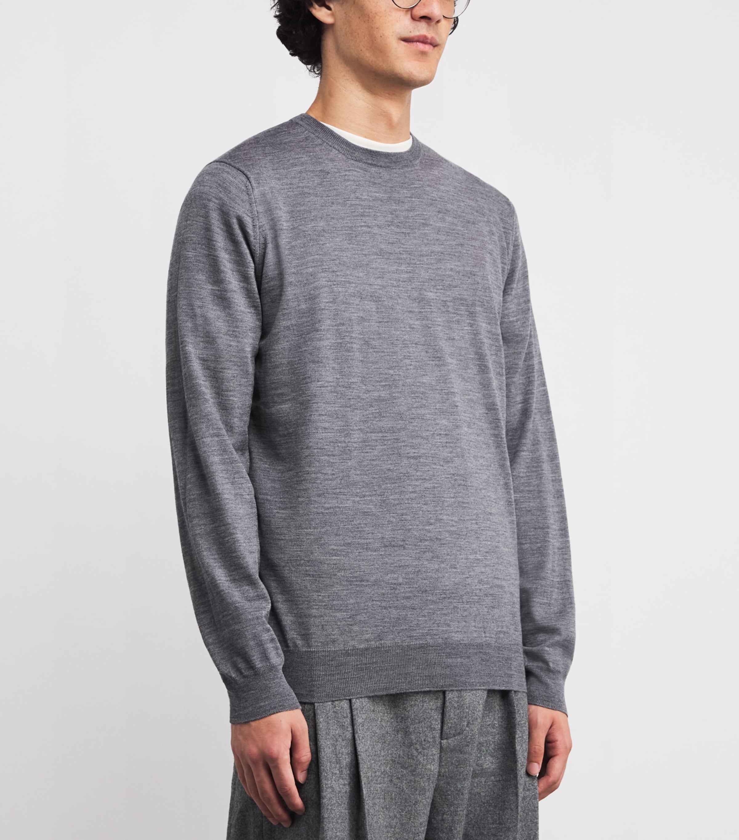 Virgin Wool Crew-Neck Sweater 930-GREY Image 3