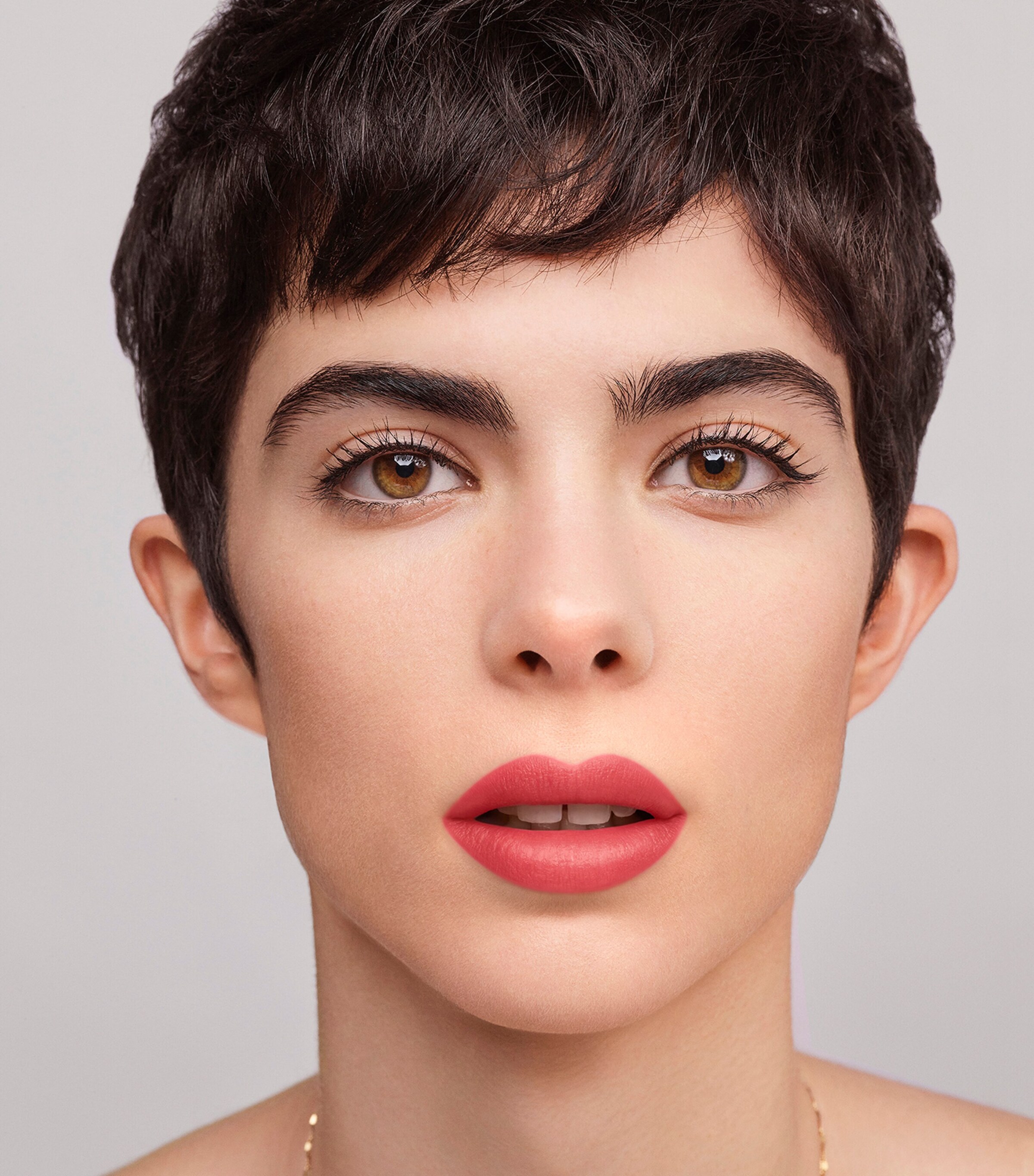 Carolina Herrera Nude Couture Blur Matte Lipstick Refill Pink Image 4