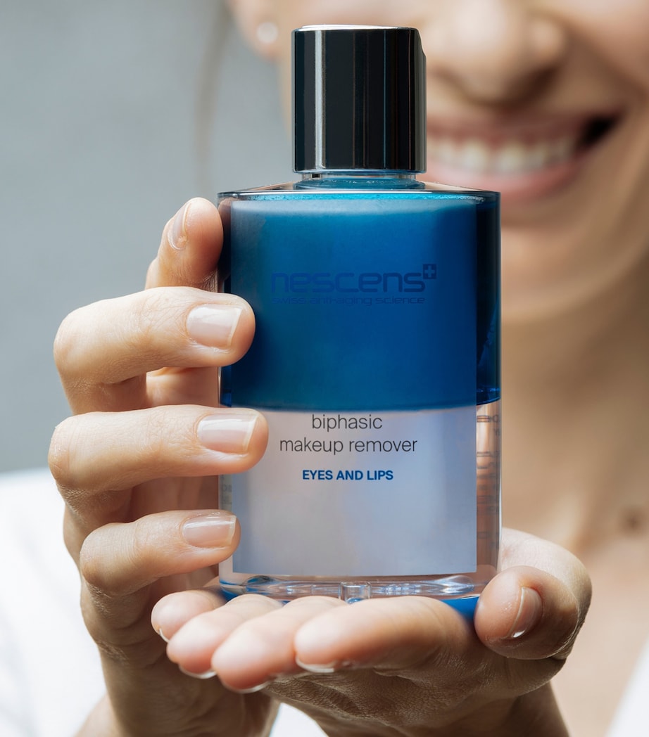 Biphasic Make-Up Remover (200ml) NO COLOUR Image 2