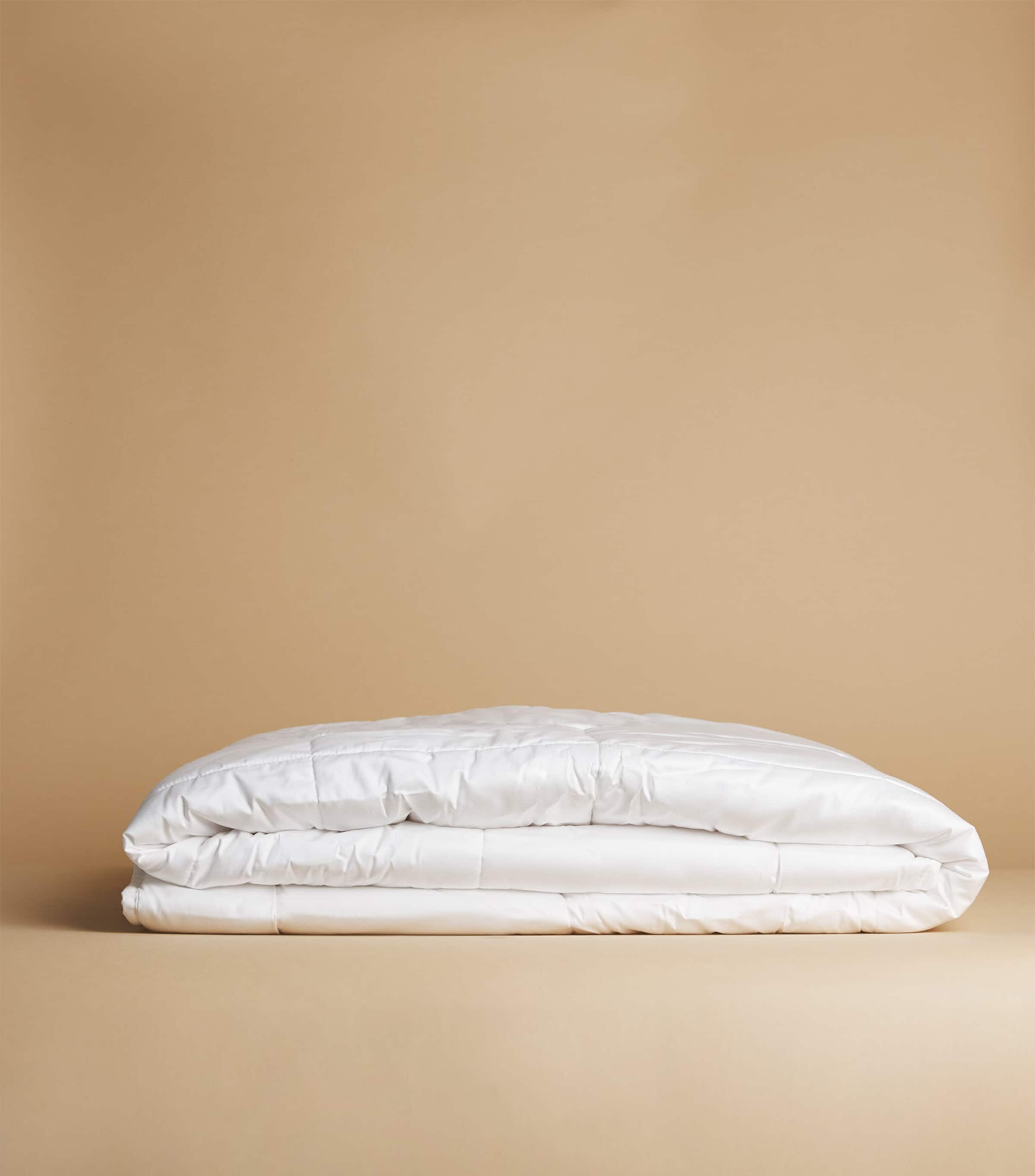 Harrods of London Pure Nature Double Summer Duvet (9 Tog) White Image 1