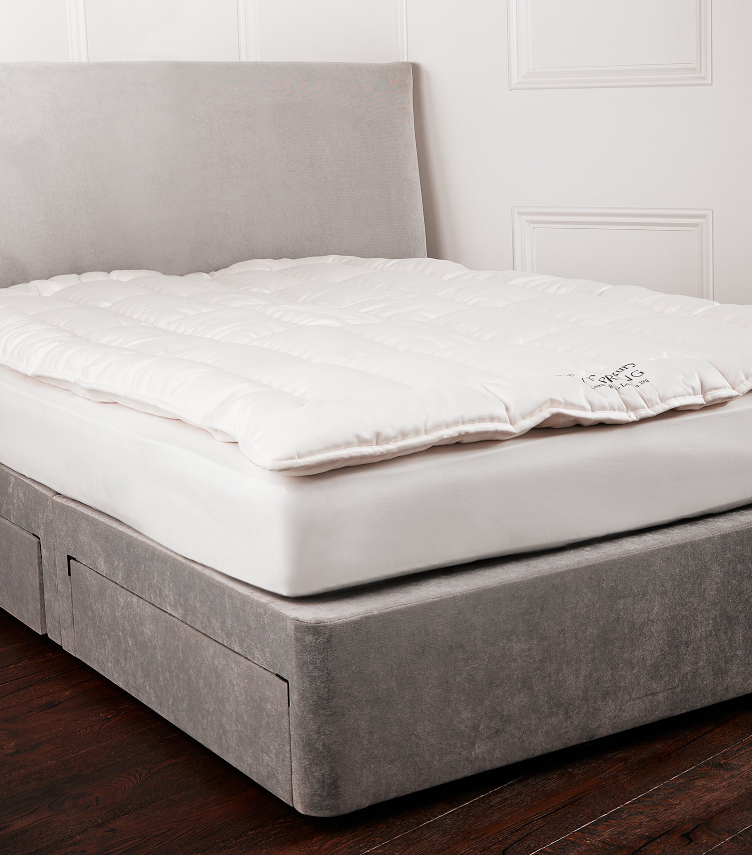Heaven Luxury Supreme Mattress Topper (150cm x 200cm) WHITE Image 2