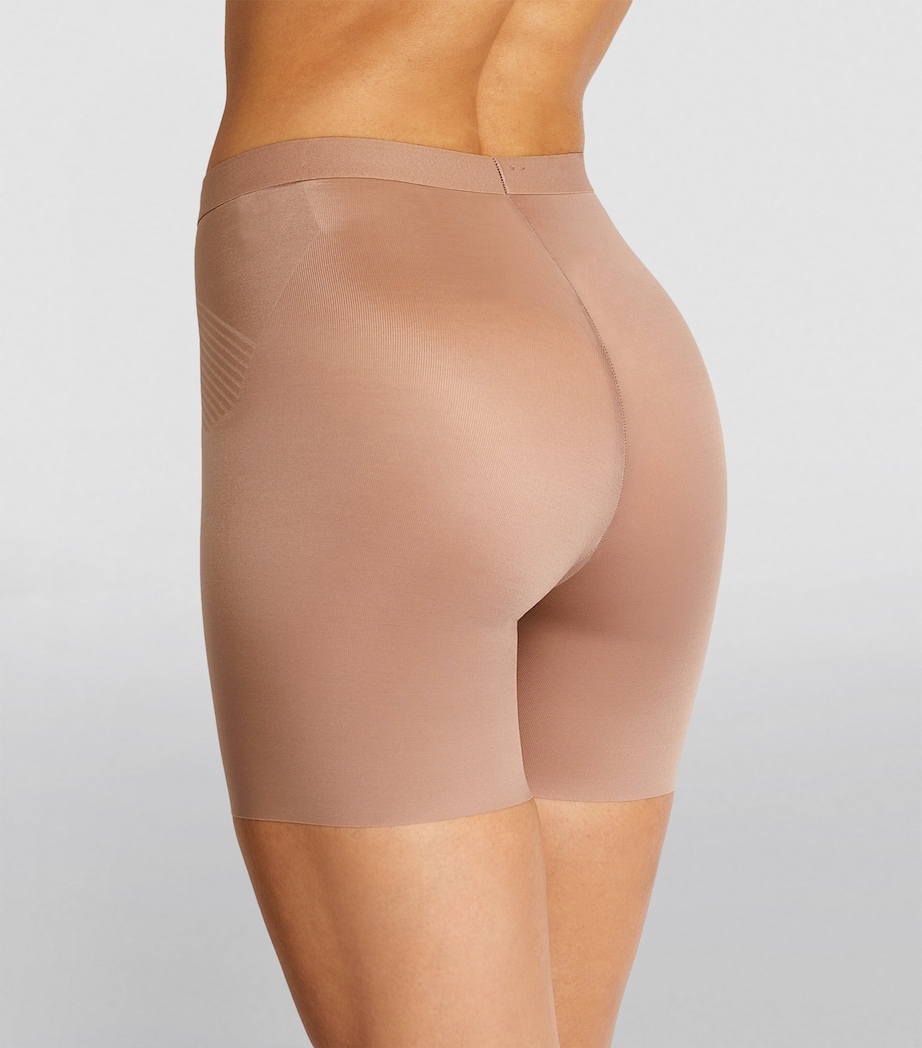 SPANXshape Invisible Girlshort CAFÉ AU LAIT Image 3