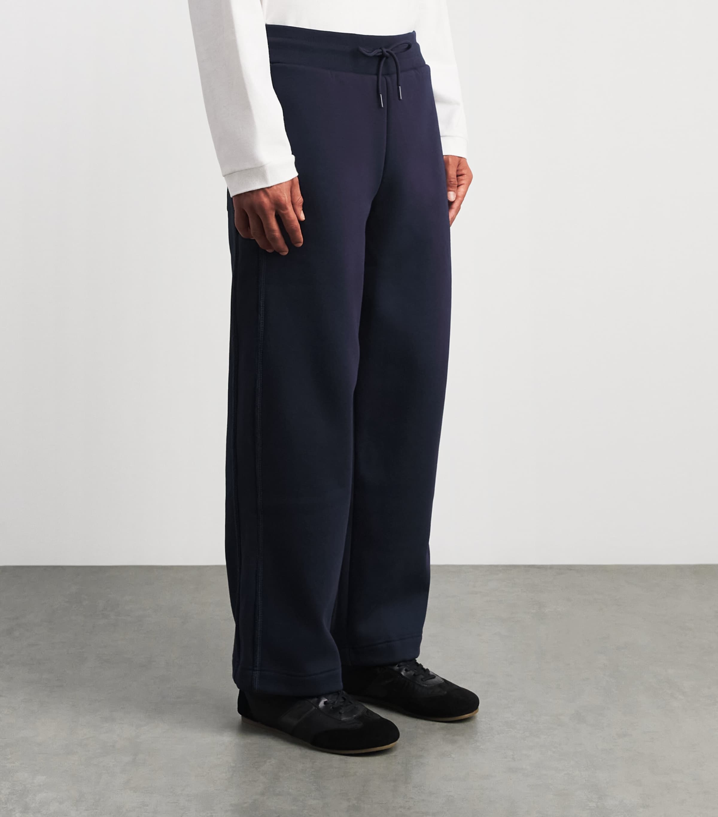 CHÉ Mens Varez Straight Sweatpants Navy Image 4