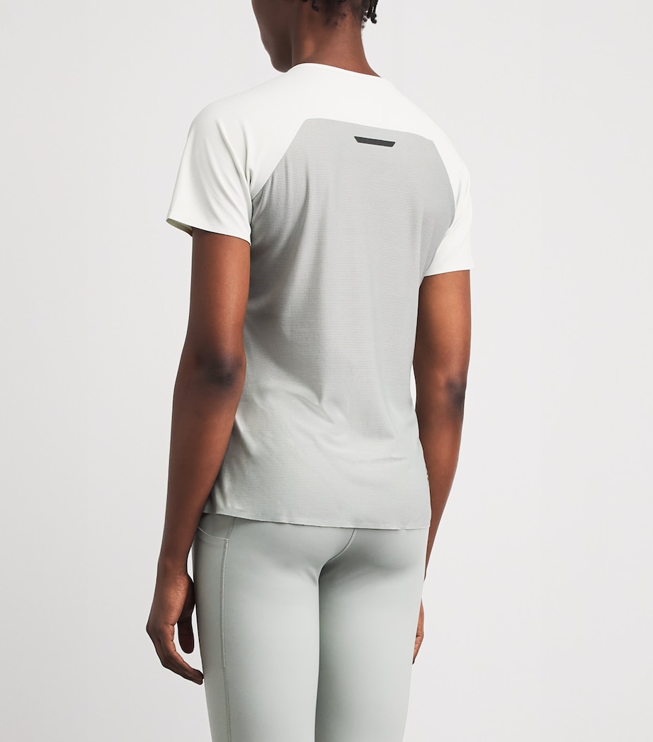 On Womens Performance T-Shirt Grey Image 5
