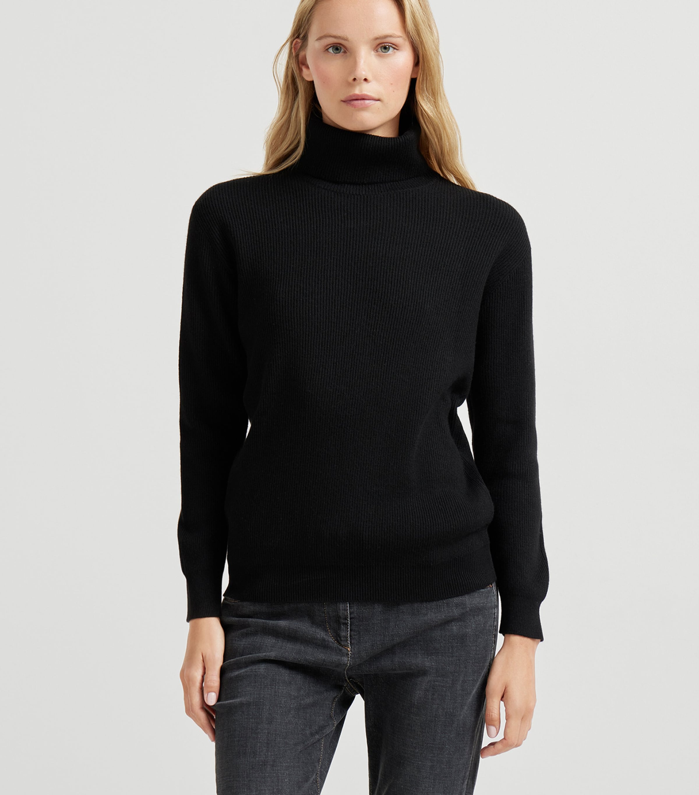 Cashmere Turtleneck Sweater C101 Image 2