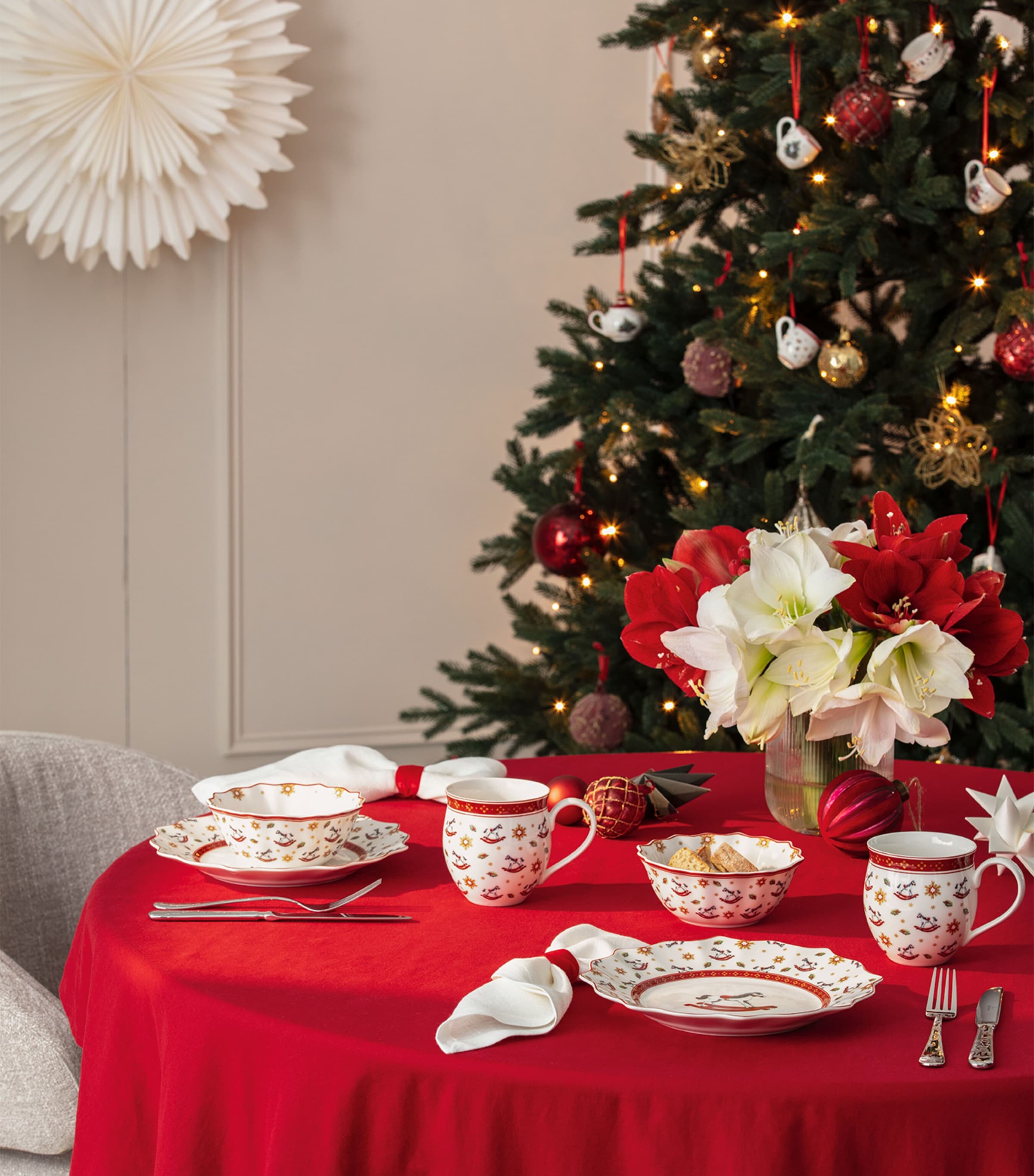 Porcelain Rocking Horse Toy's Delight 6-Piece Breakfast Set MULTI Image 2