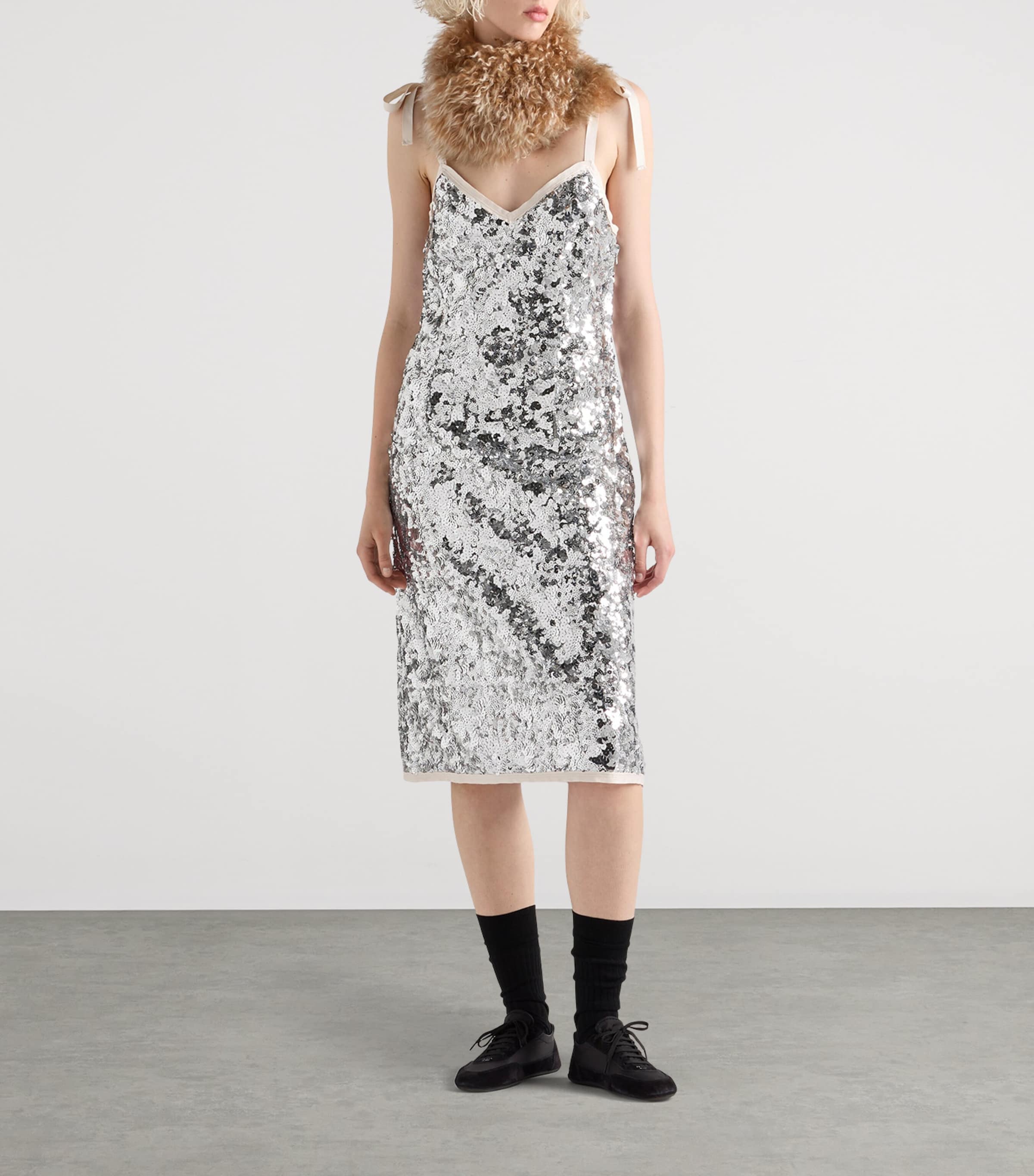 Sequin-Embellished Mini Dress F0118 Image 2