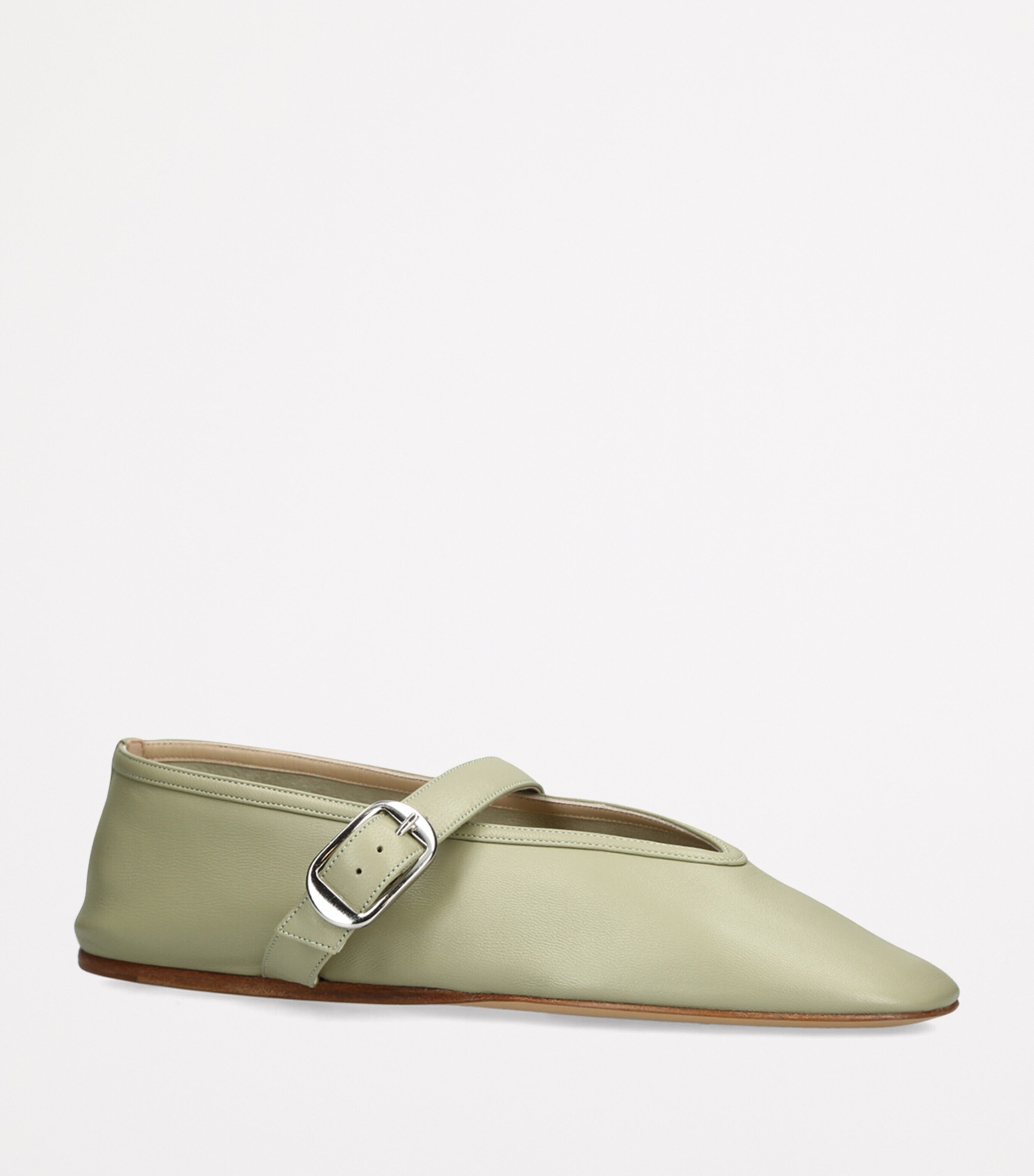 フラットシューズ LE MONDE BERYL STELLA BALLERINA PATENTE (STEPATBLA BLACK) Le Monde Beryl Leather Stella Flats | Harrods US
