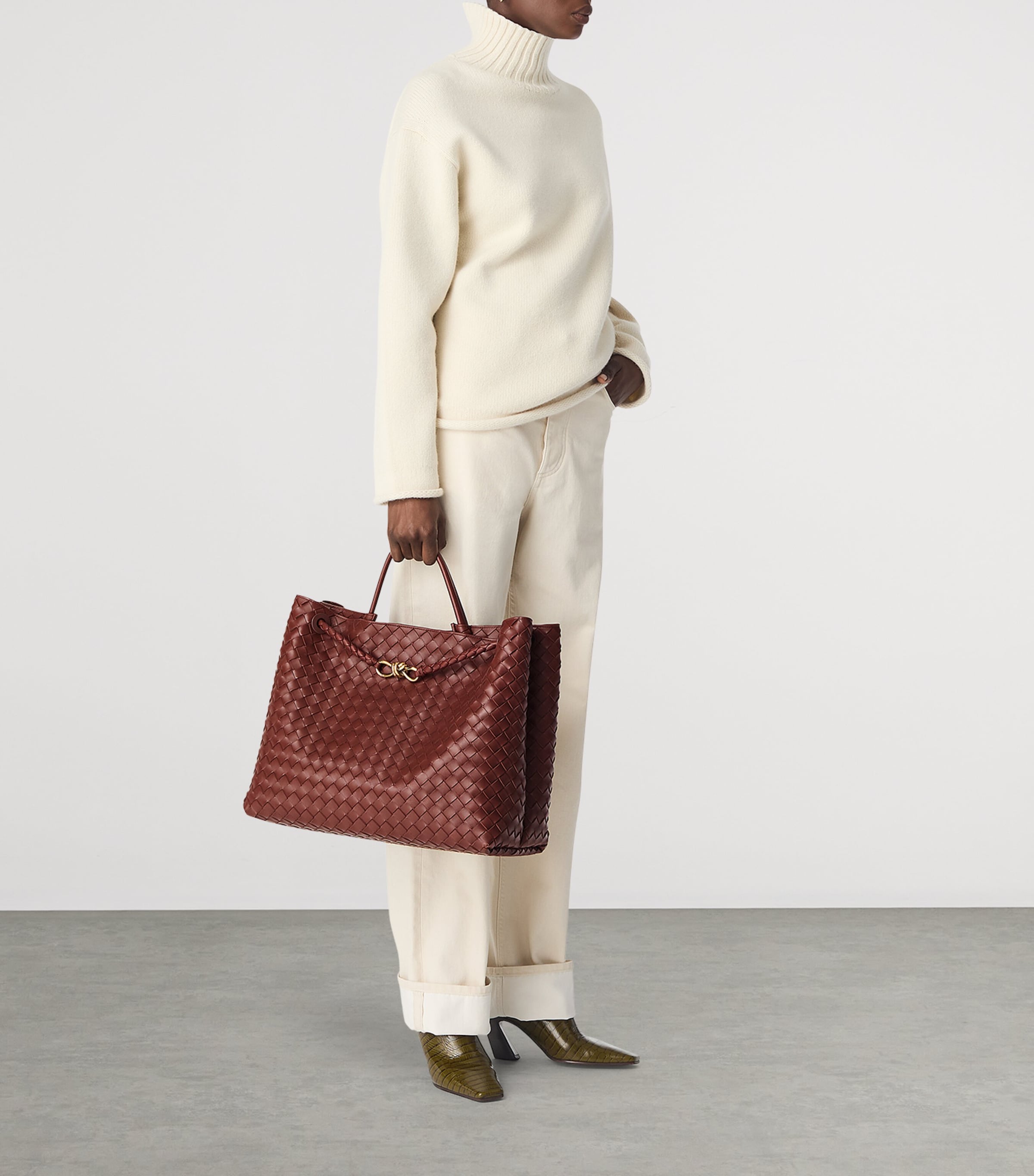 Bottega Veneta Large Lambskin Andiamo Shoulder Bag | Harrods US
