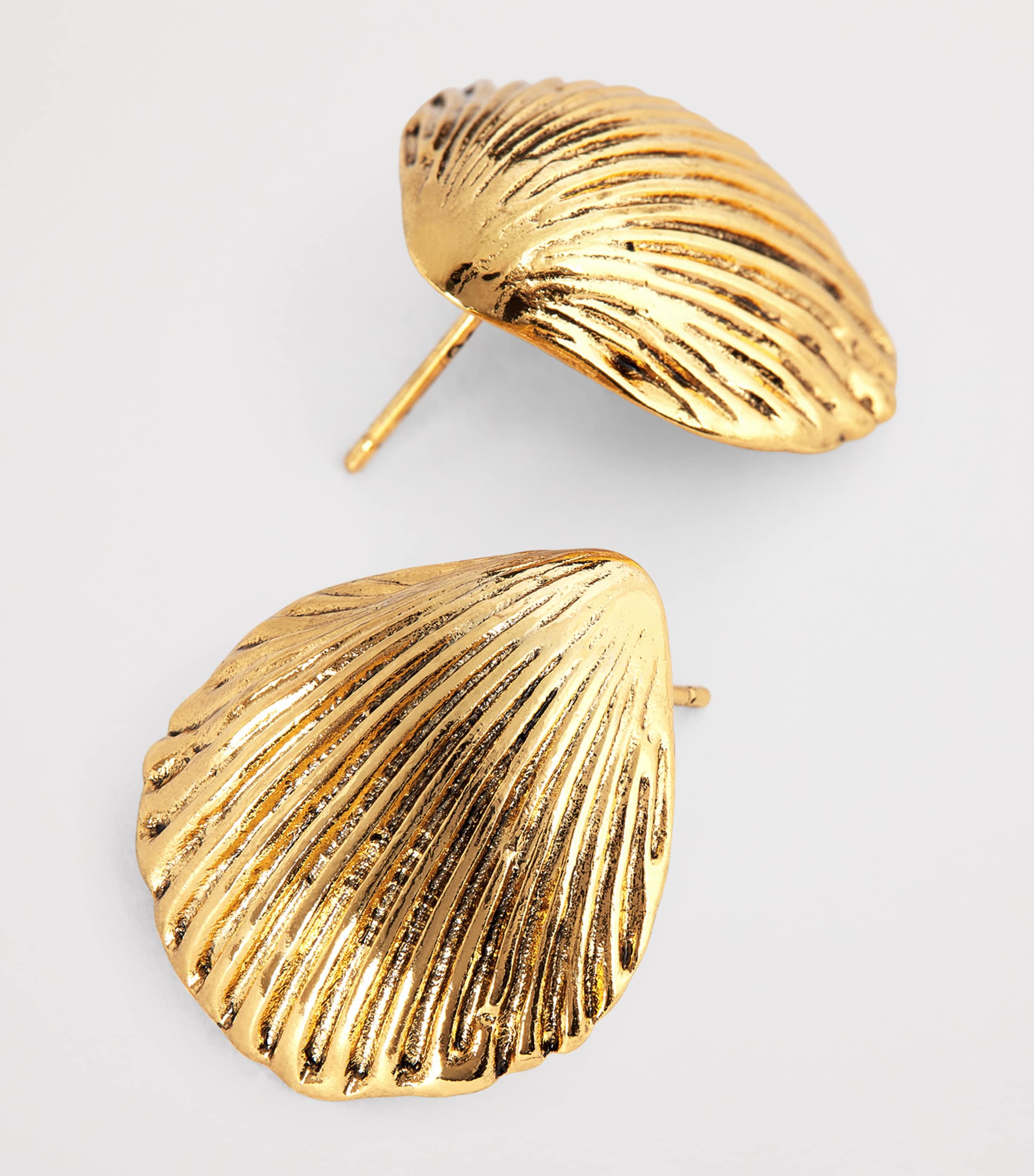 Rixo Gold-Plated Meyra Shell Earrings Gold Image 5