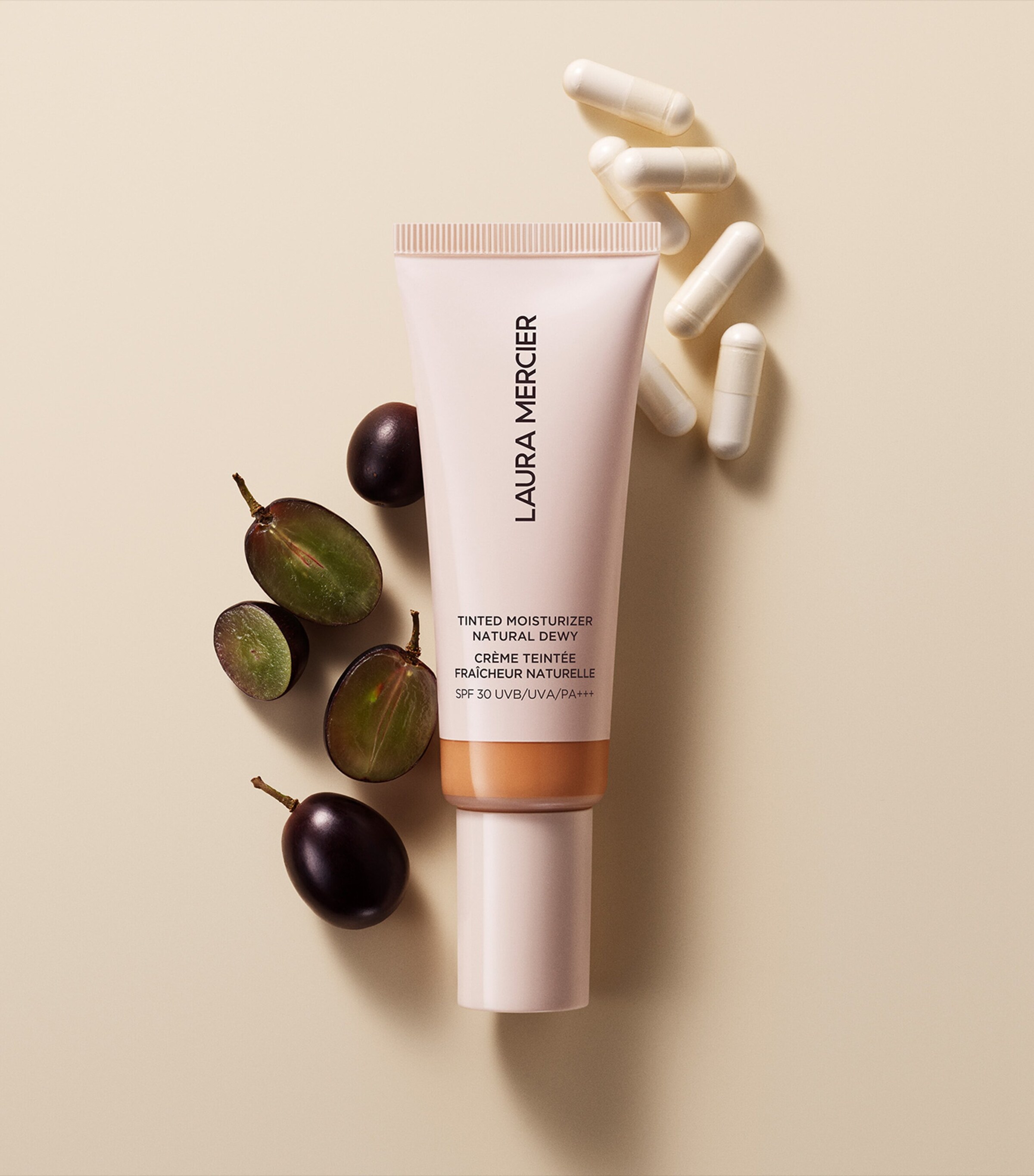 Tinted Moisturizer Natural Skin Perfector 3W PALOMINO? Image 6