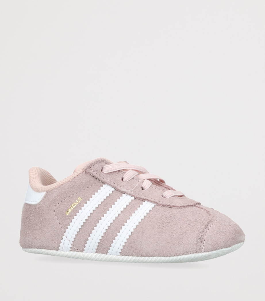Gazelle Crib Sneakers PALE PINK Image 3