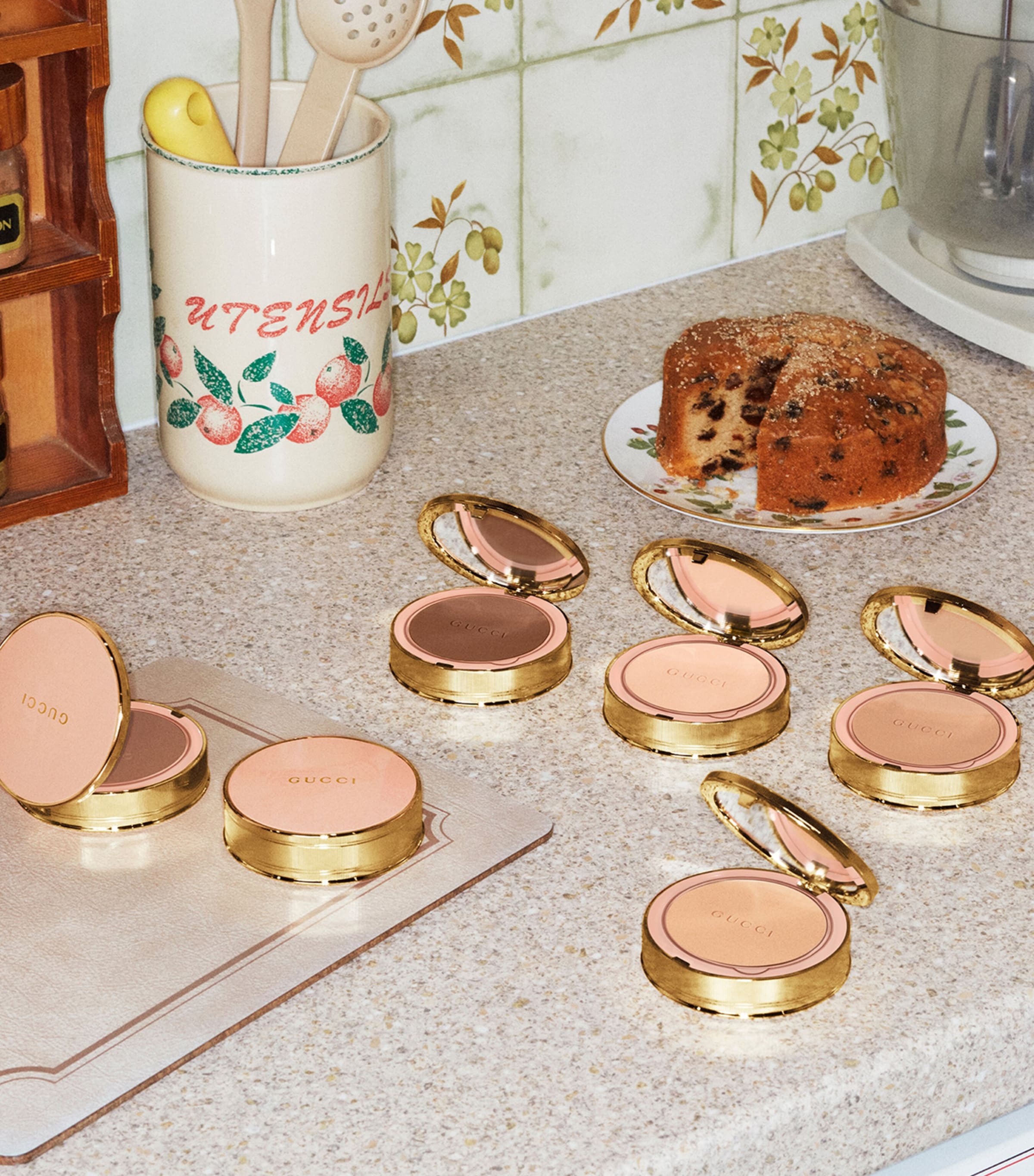 Gucci Poudre de Beauté Mat Naturel Face Powder Refill | Make-up | Face | Powders | Designers | Gucci Gucci Poudre de Beauté Mat Naturel Face Powder Refill | Make-up | Face | Powders | Designers | Gucci