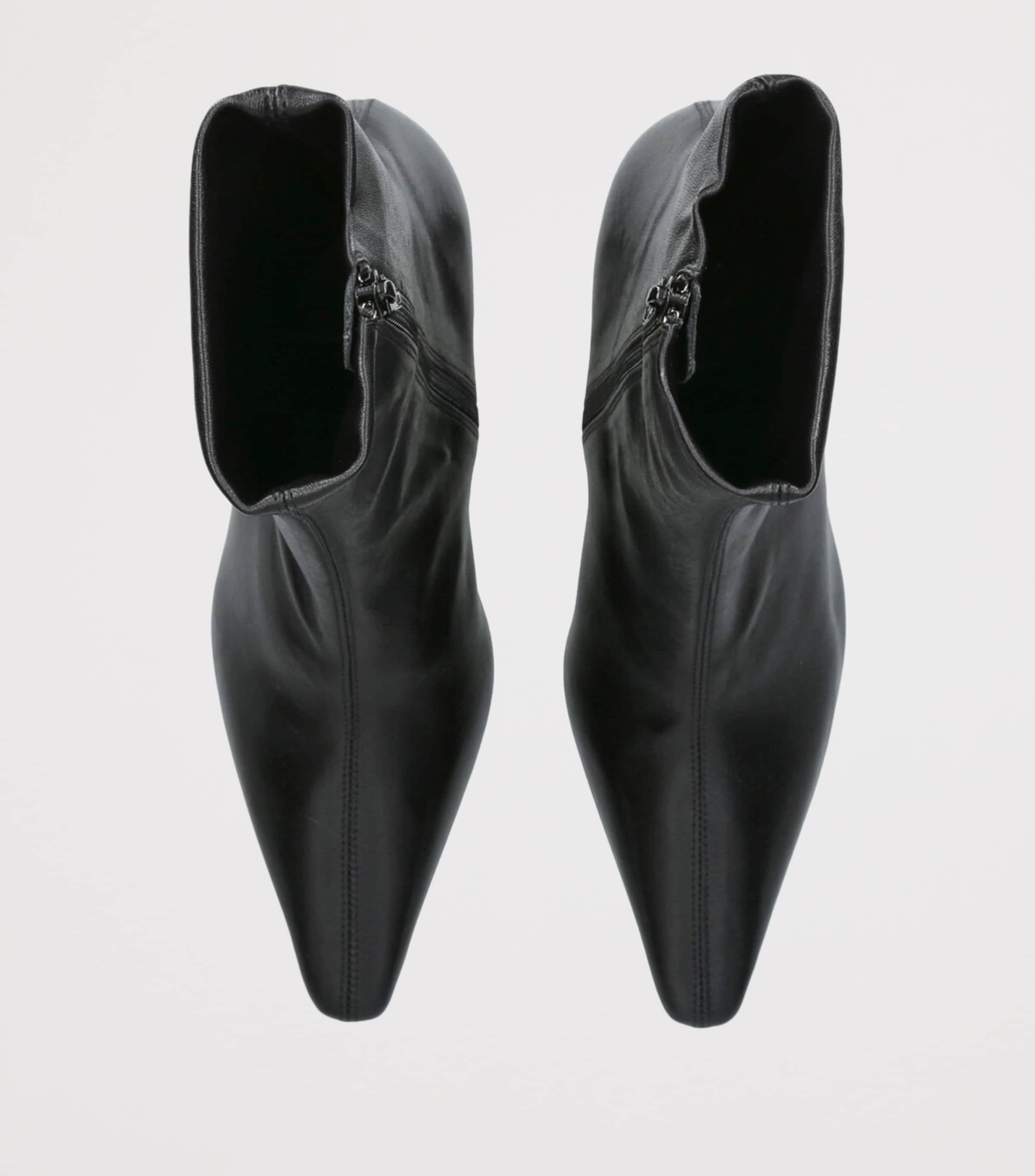 Jude Leather Cave Ankle Boots 55 Black Image 3