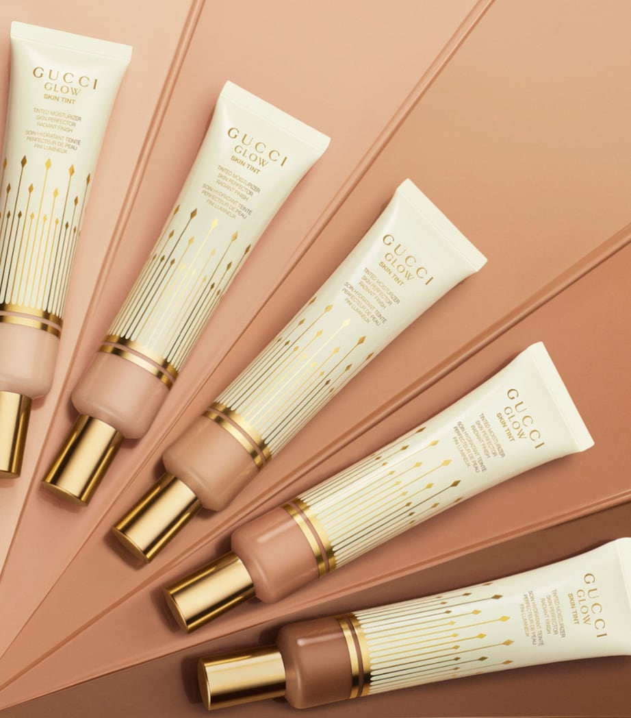 Gucci Glow Skin Tint Moisturiser (40ml) 24 FAIR MEDIUM Image 7