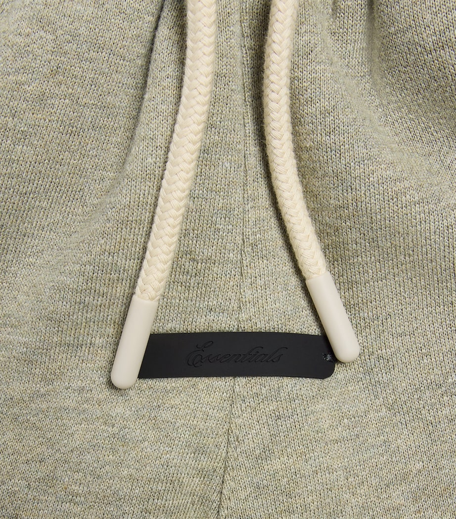 FEAR OF GOD ESSENTIALS KIDS Logo Cargo Sweatshorts (2-14 Years) Heather Image 3