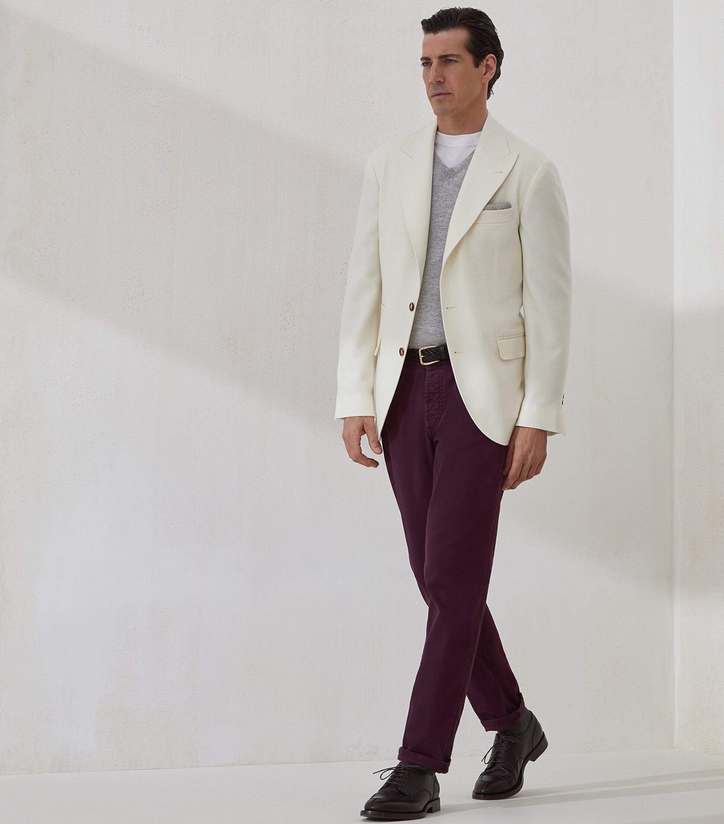 Brunello Cucinelli Mens Wool-Cashmere-Silk Deconstructed Blazer Image 4
