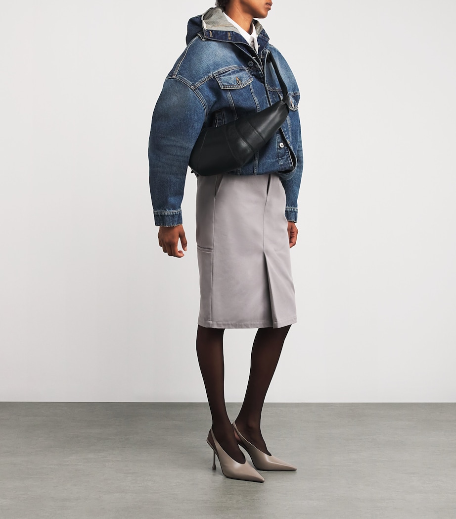 Medium Grained Leather Croissant Shoulder Bag BK999 BLACK Image 5