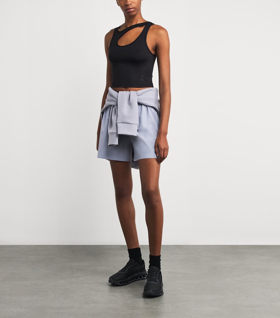 Cut-Out Studio Crop Top BLACK Image 2