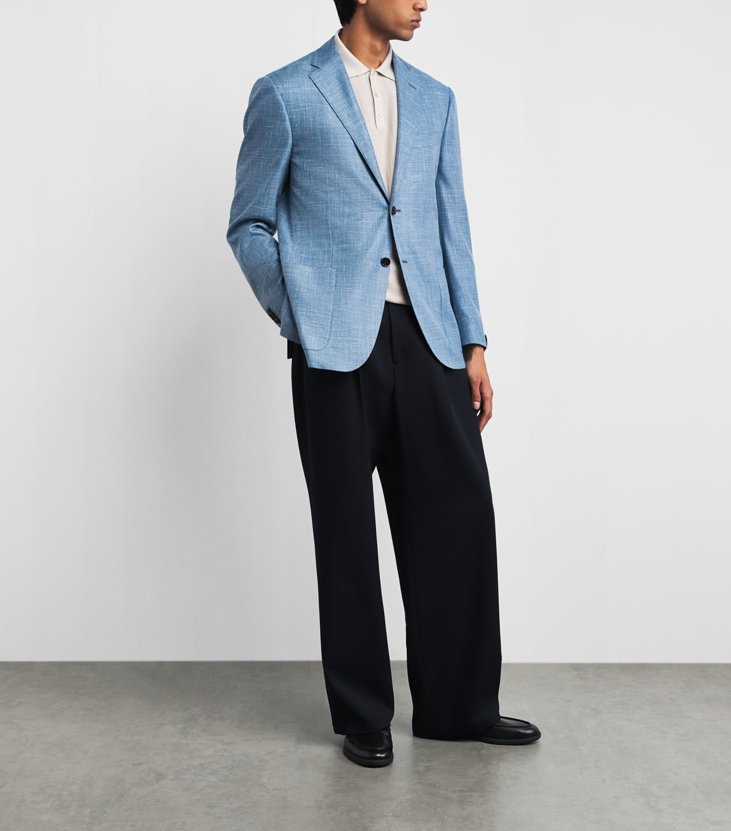 Corneliani Mens Wool-Silk-Linen-Blend Blazer Sky Blue Image 2