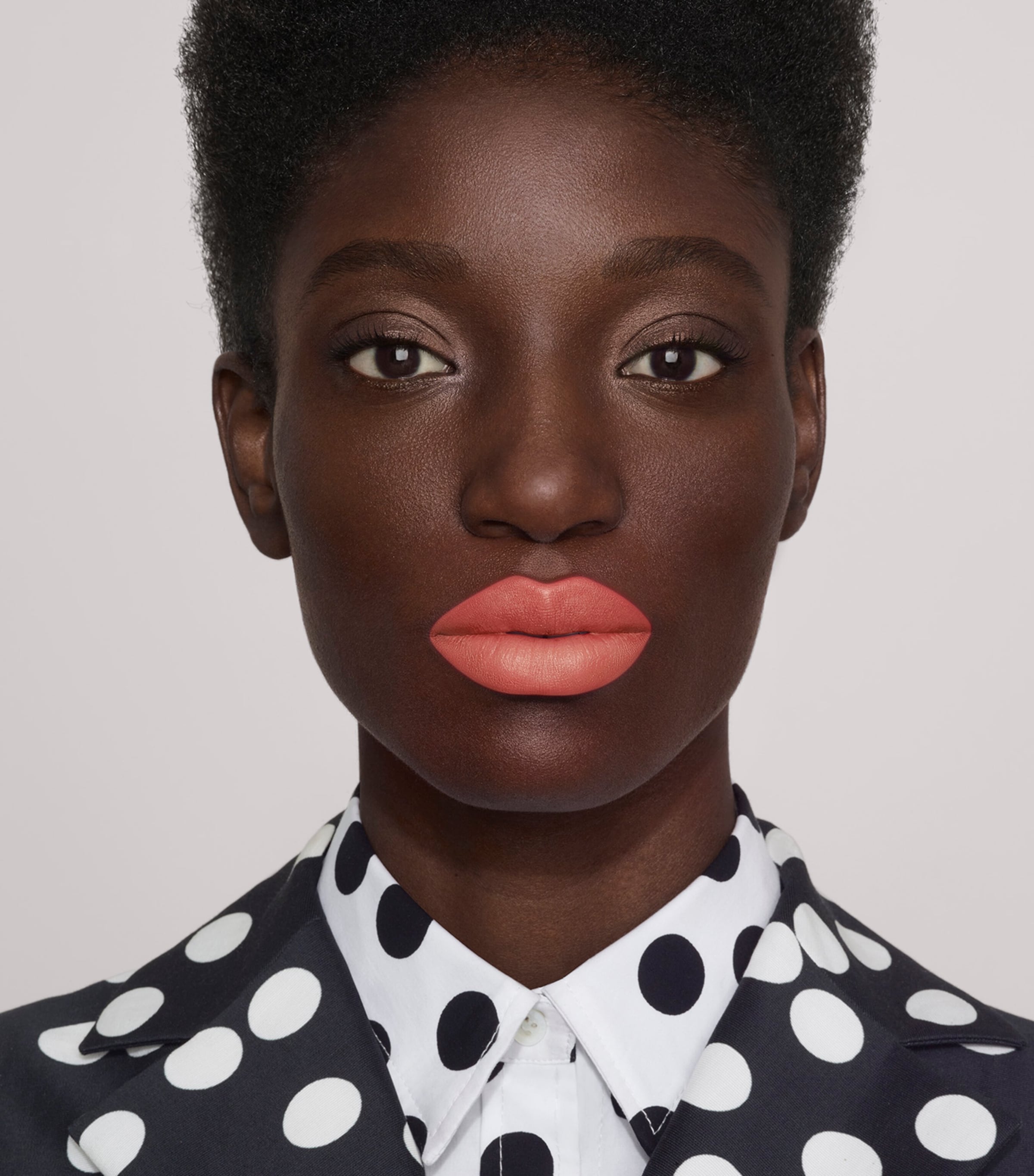 Nude Couture Blur Matte Lipstick Refill NUDE 741 Image 8