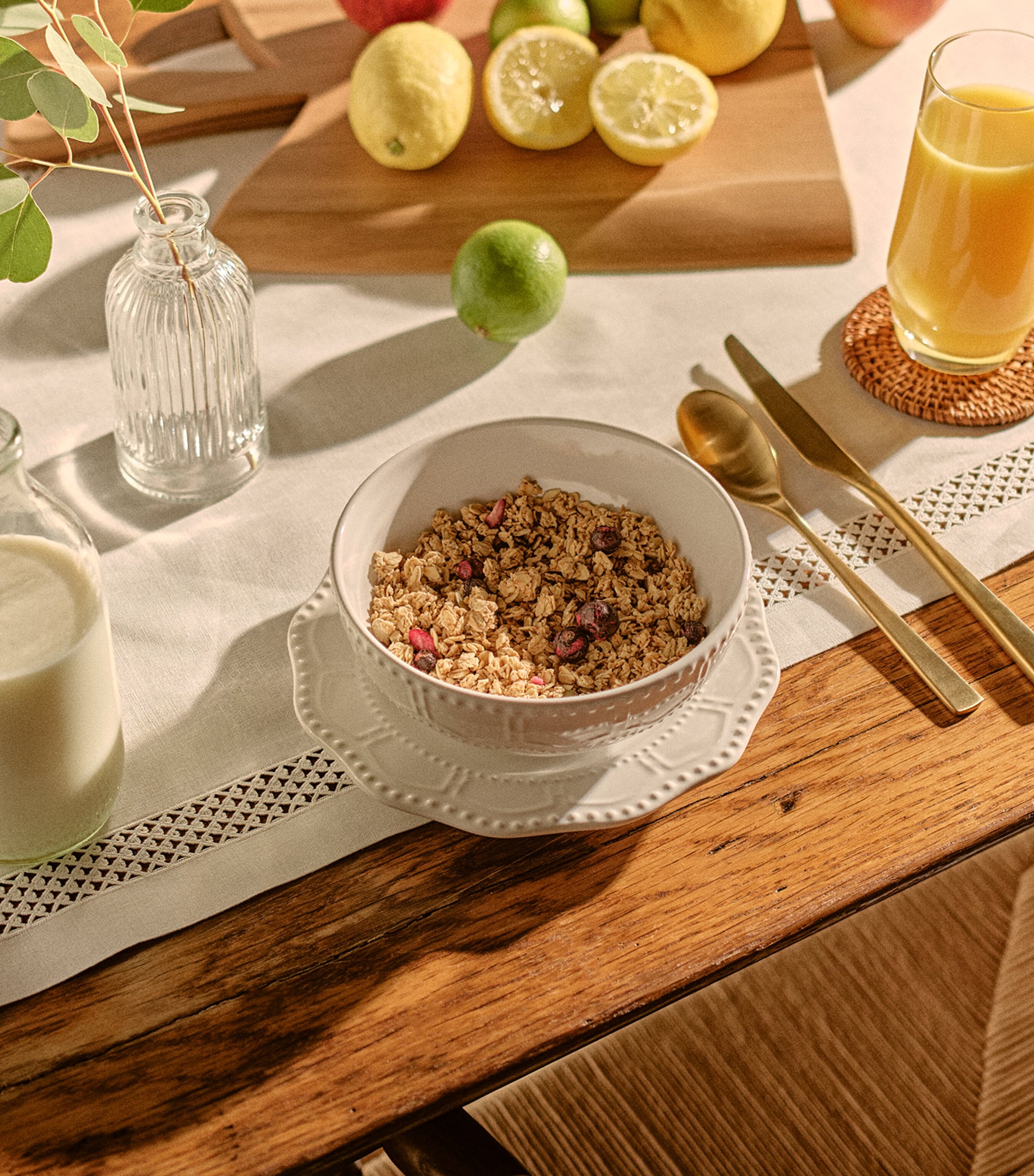Harrods Stoneware Brompton Cereal Bowl (15.5cm) White Image 2
