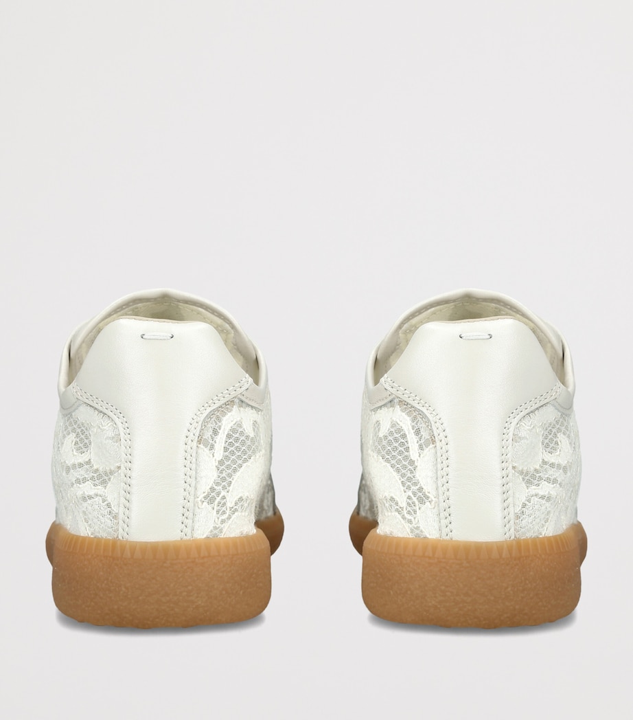 Maison Margiela Lace Replica Sneakers White Image 2