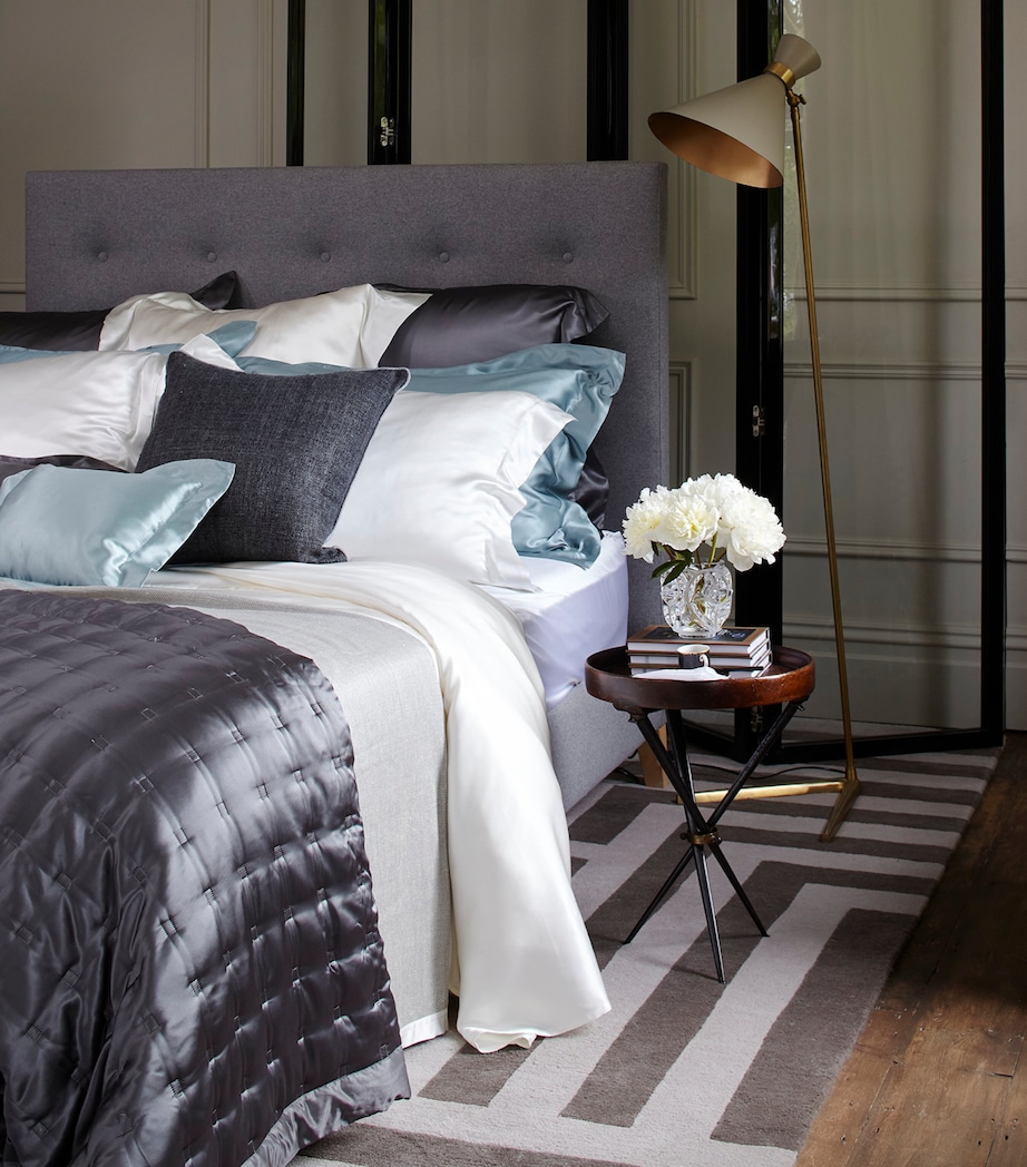 Silk King Pillowcase (50cm x 90cm) IVORY Image 3