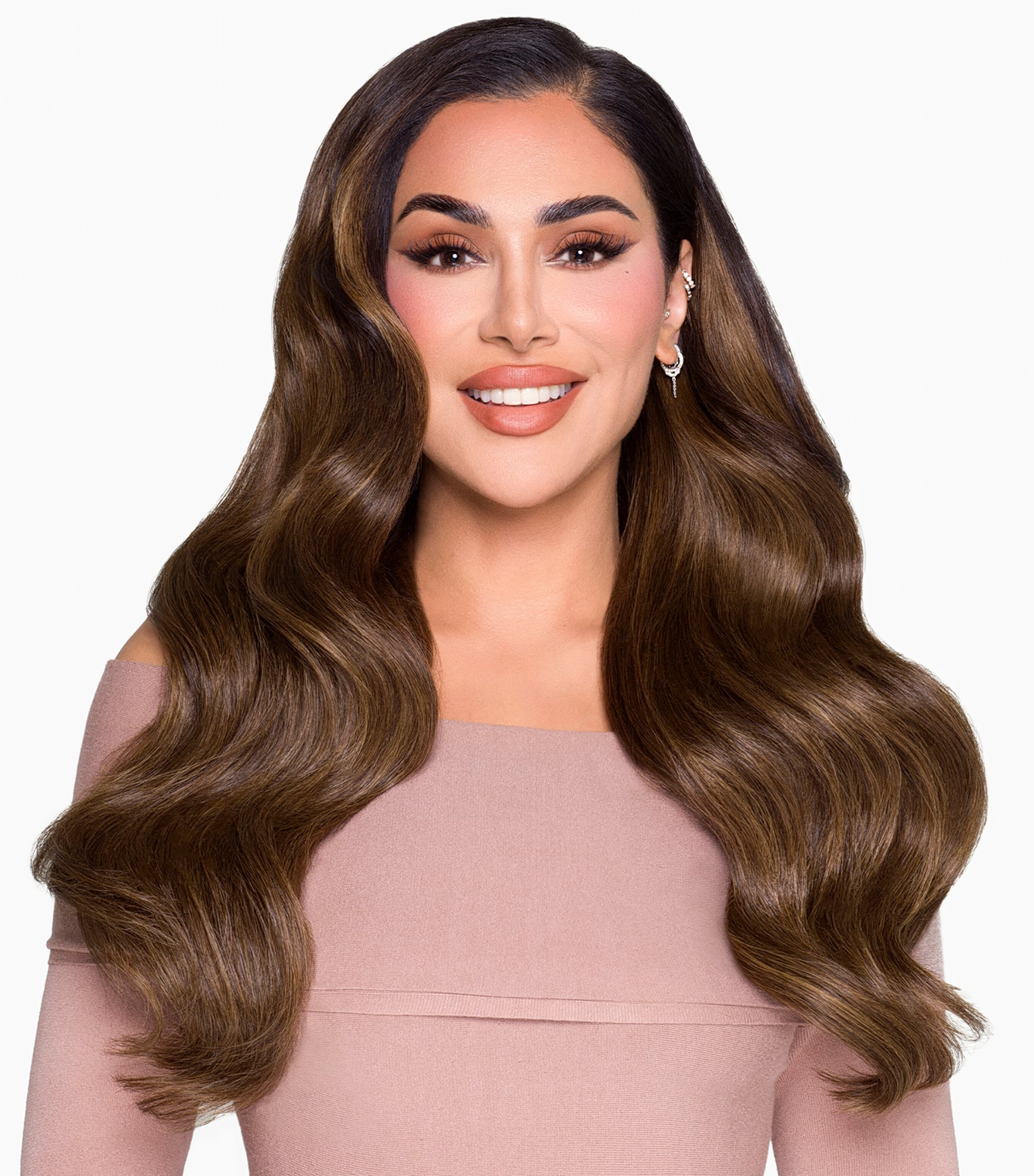 Beauty Works Beauty Works x Huda BARELY THERE Clip-In Hair Extensions Set (20") Honey Blonde Image 4