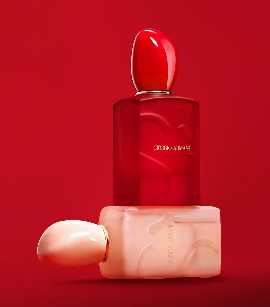 Armani Sì Passione Red Bloom Eau de Parfum (50ml) Image 3