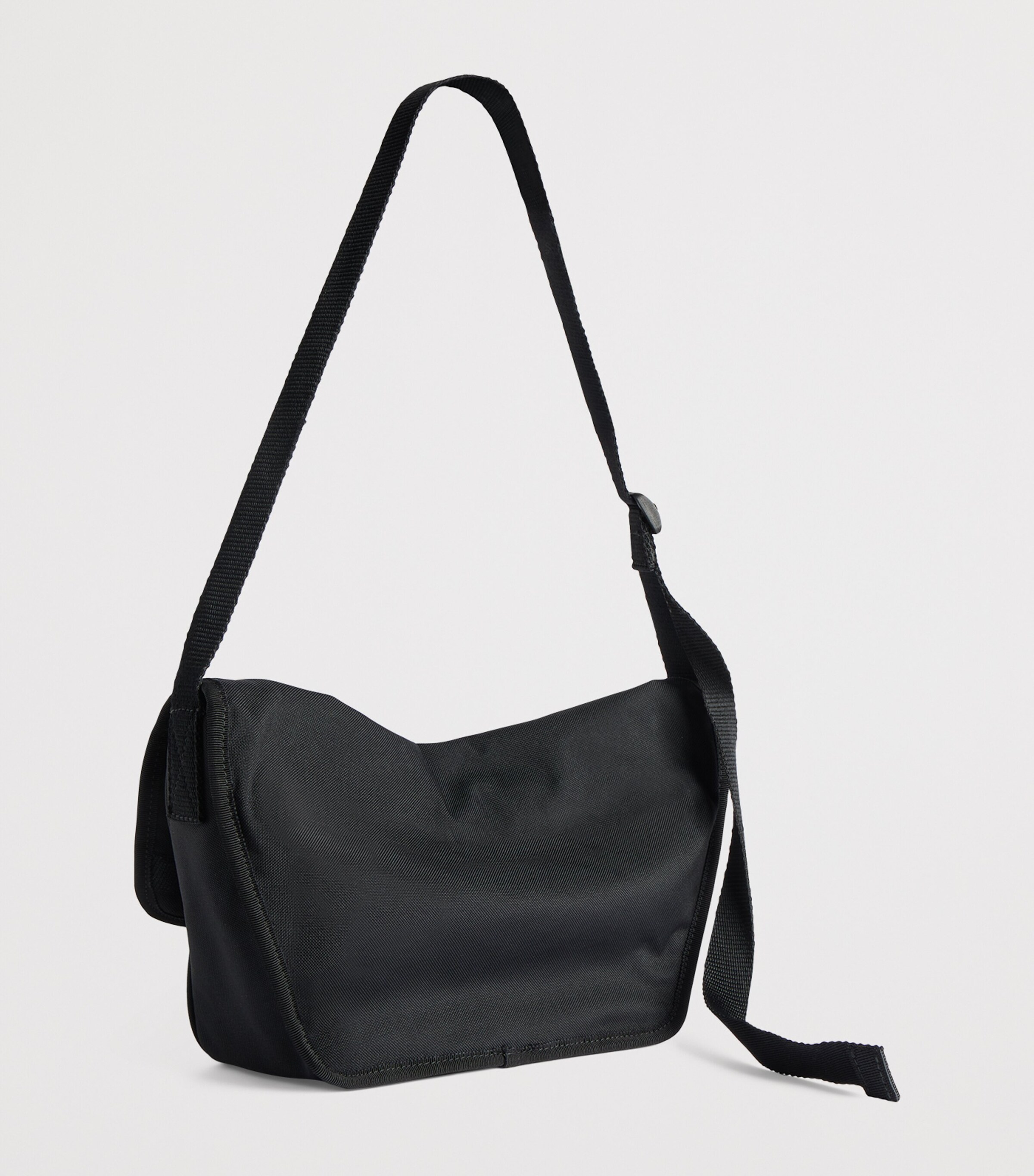 Explorer Flap Messenger Bag 1000 Image 3