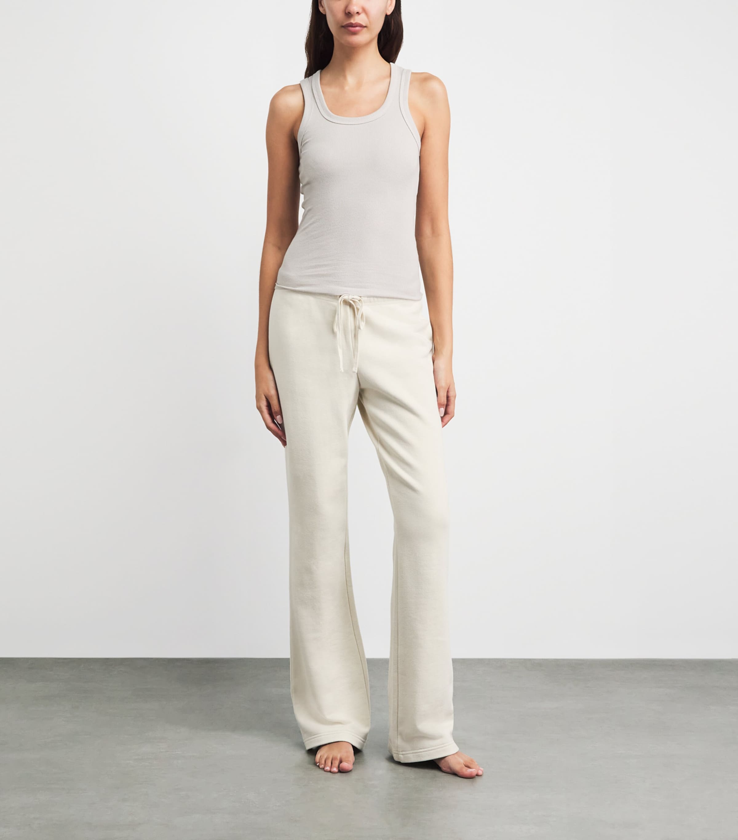 Skims Womens Drapey French Terry Sweatpants Buff Image 2