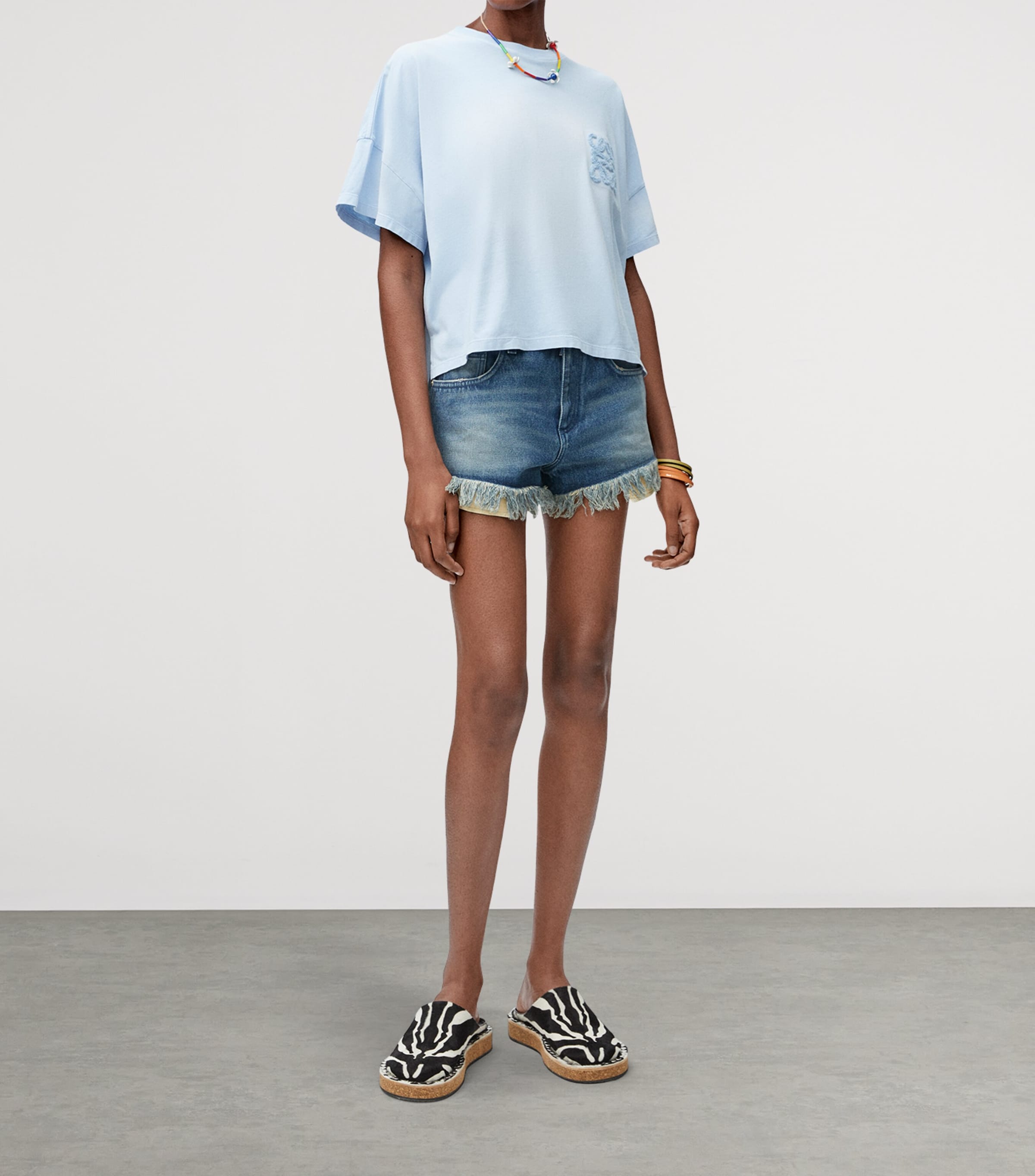 Loewe Paula's ネイビー トレーナー LOEWE Blue x Paula's Ibiza Cotton-Blend Anagram T-Shirt | Harrods UK