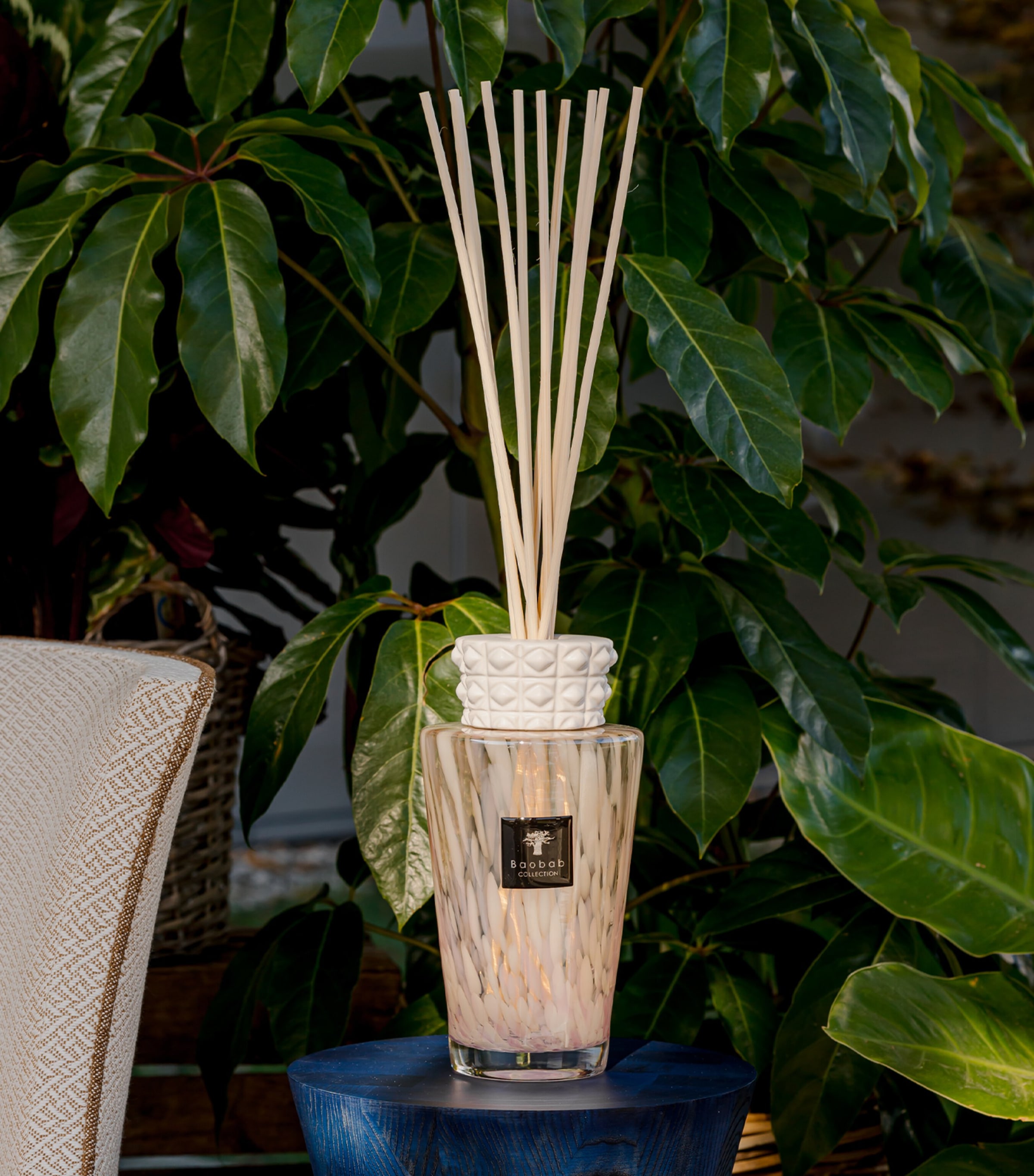 Baobab Collection Mini Totem White Pearls Diffuser (250ml) Clear And Pink Image 2
