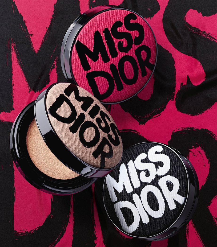 Dior Forever Cushion Case Couture Compact WILD BEIGE Image 3