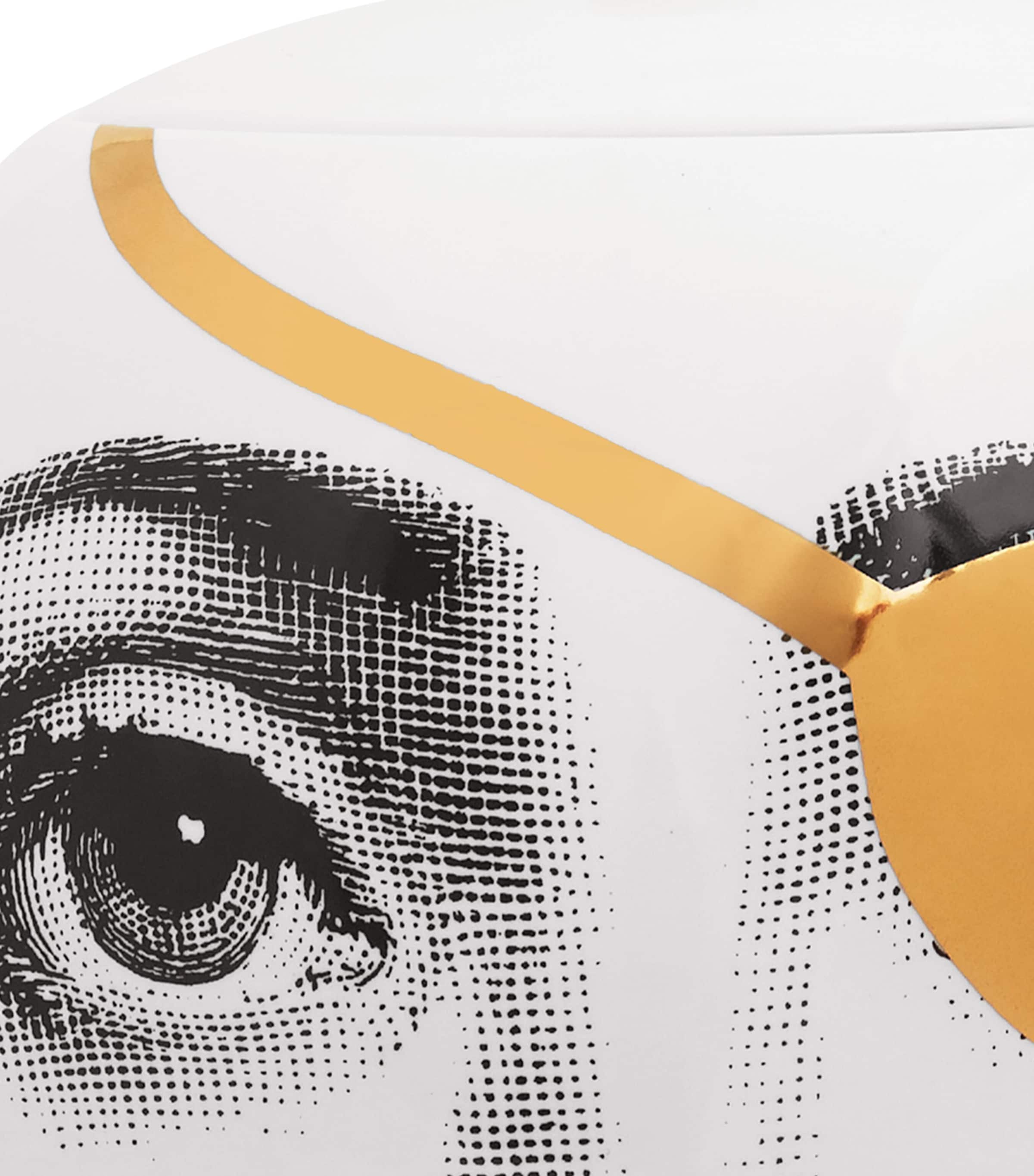 Fornasetti Pirata Vase (30cm) Image 5