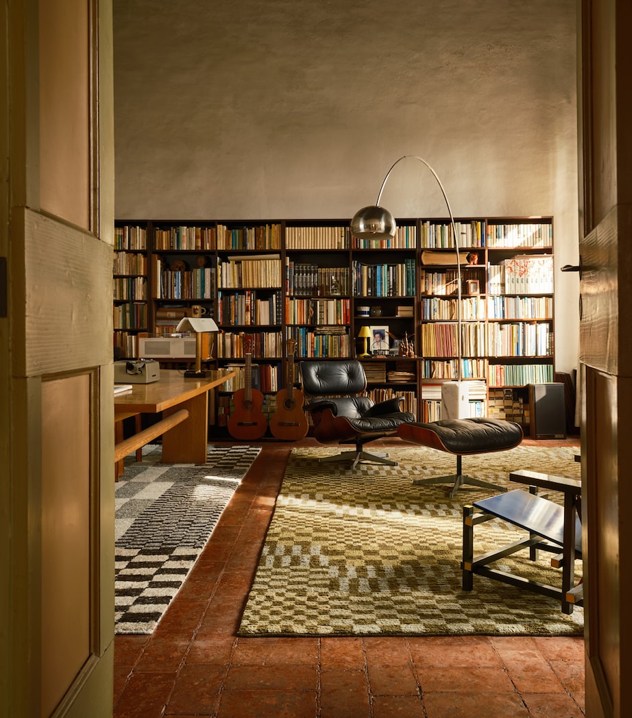 The Rug Company x Paul Smith Axis Lake (3.05 x 2.44m) Green Image 4