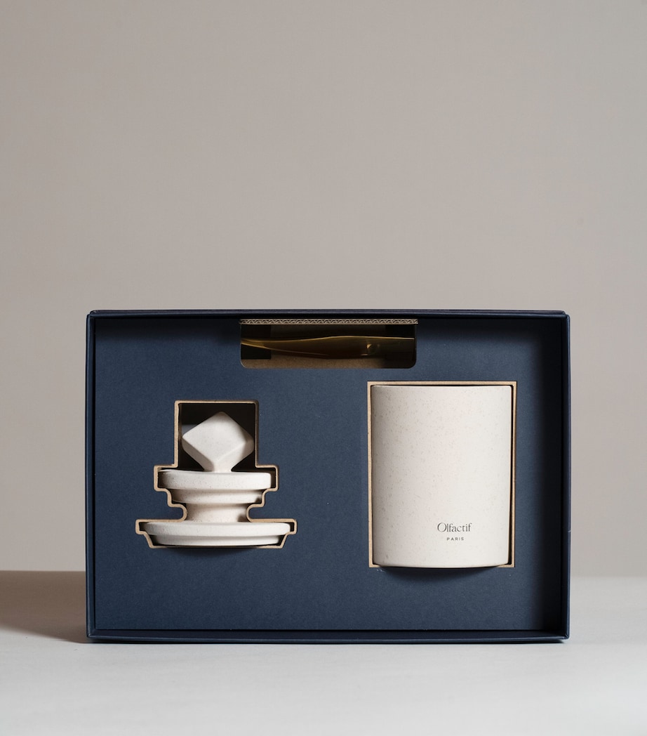 Virgo Palo Santo Candle (240g) WHITE Image 4