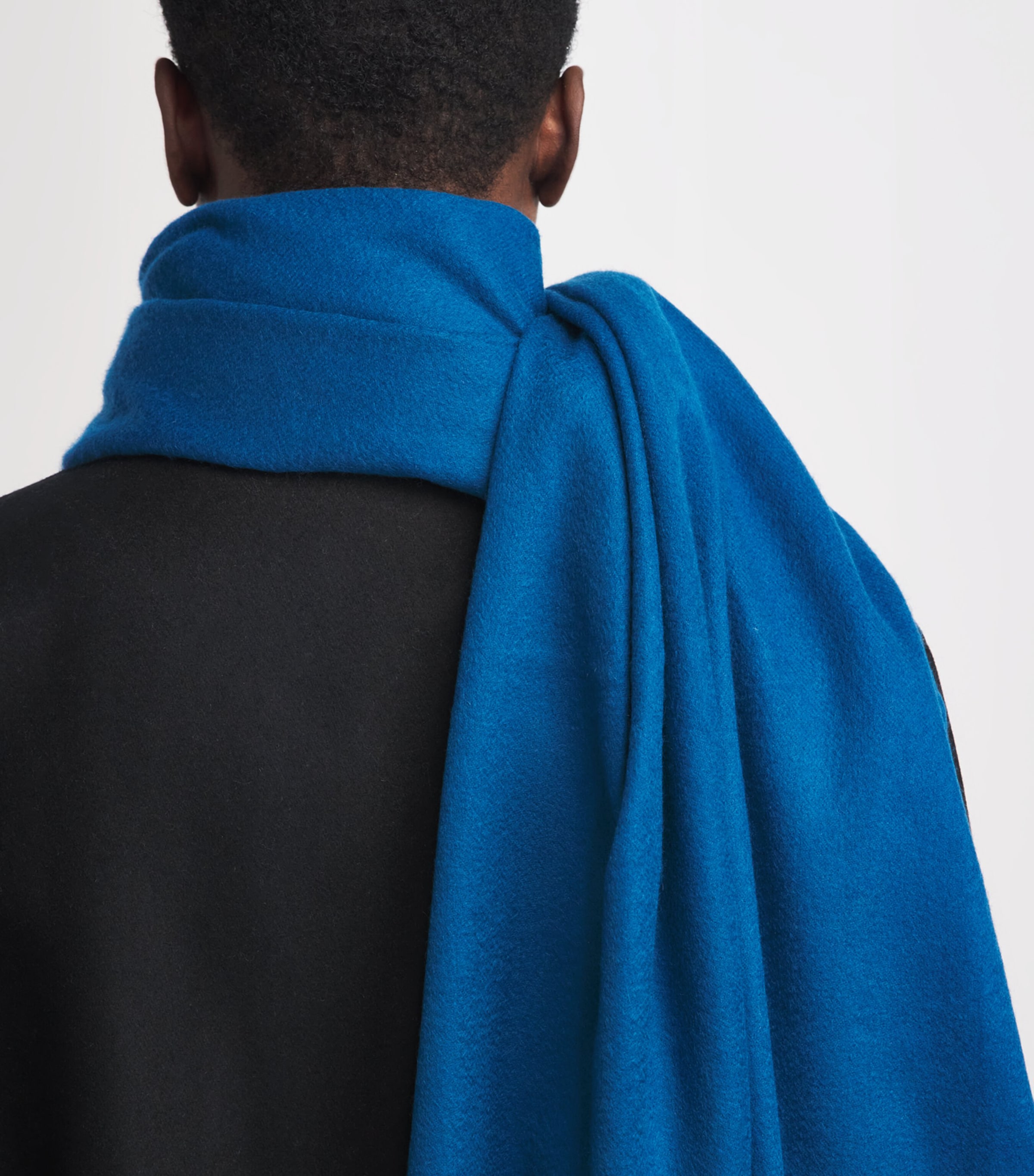 Johnstons Of Elgin Cashmere Stole Petrol Image 2
