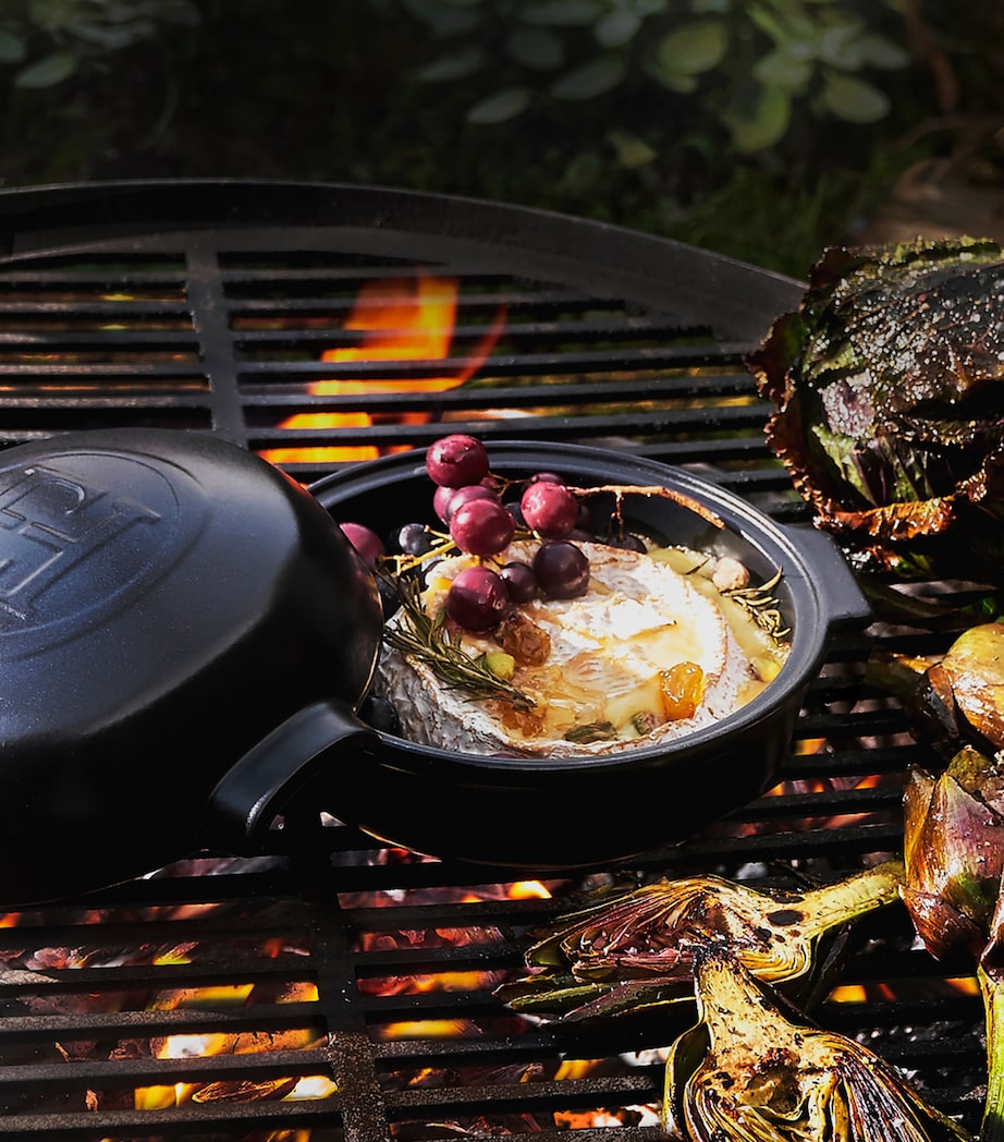 Emile Henry Ceramic BBQ Cheese Baker (20cm) | Harrods UK