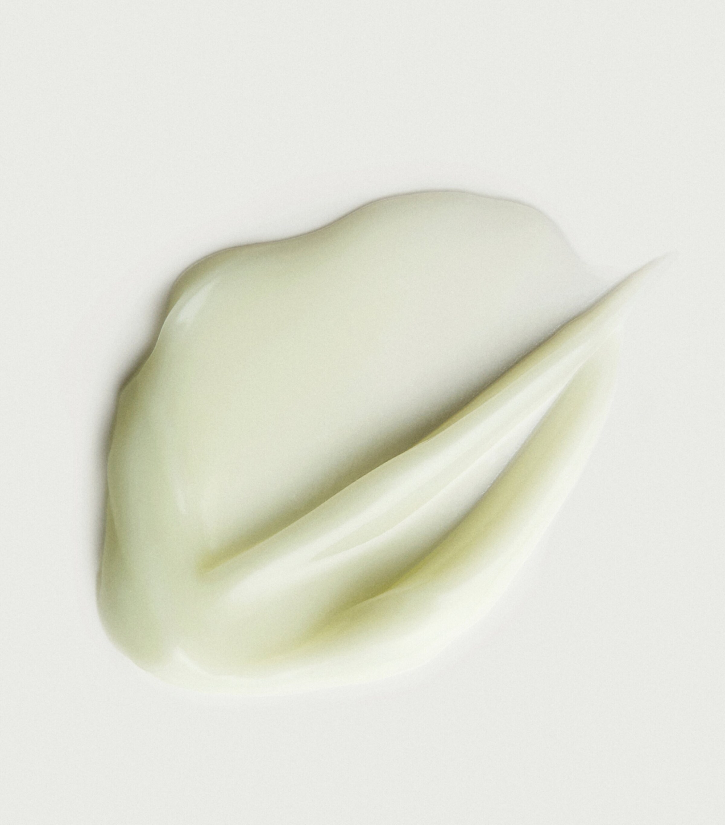 U BEAUTY The SMOOTH Dynamic Wrinkle Defense Serum (30ml) Image 2